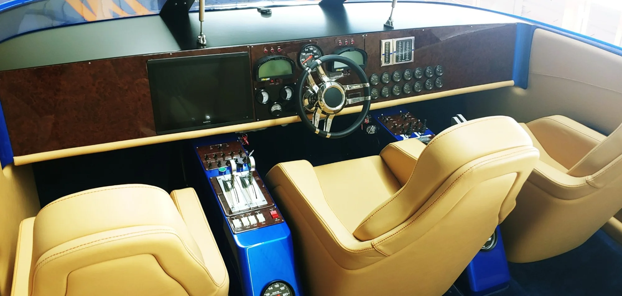 2020 50' Skater w twin T55 turbines - Image 2