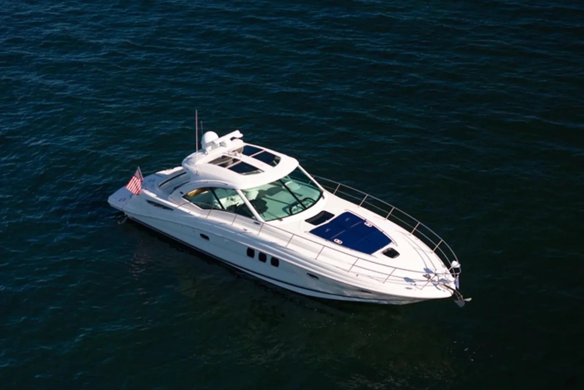 2010 Sea Ray 500 Sundancer - Image 5
