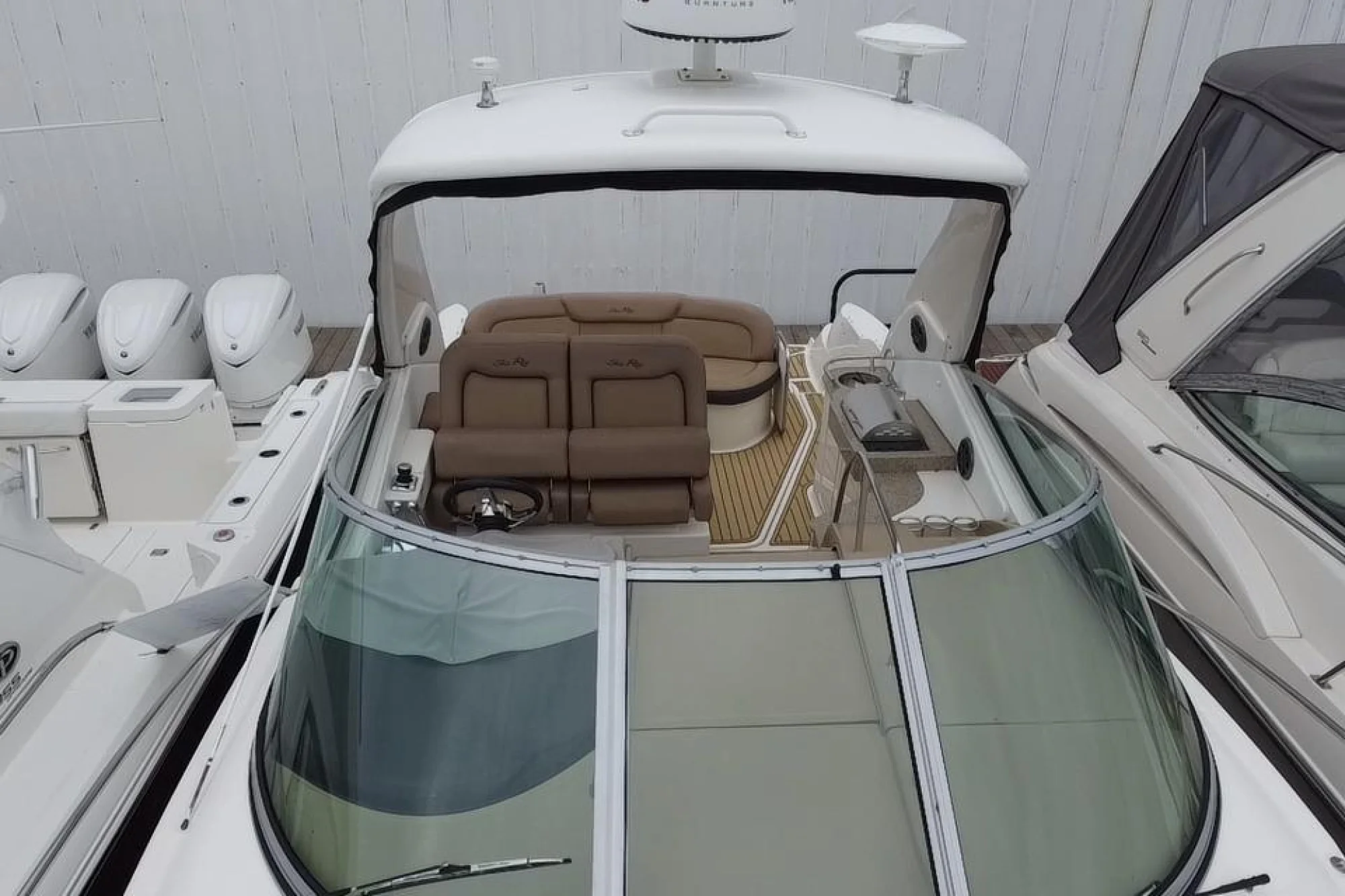 2016 Sea Ray Sundancer 330 - Image 5