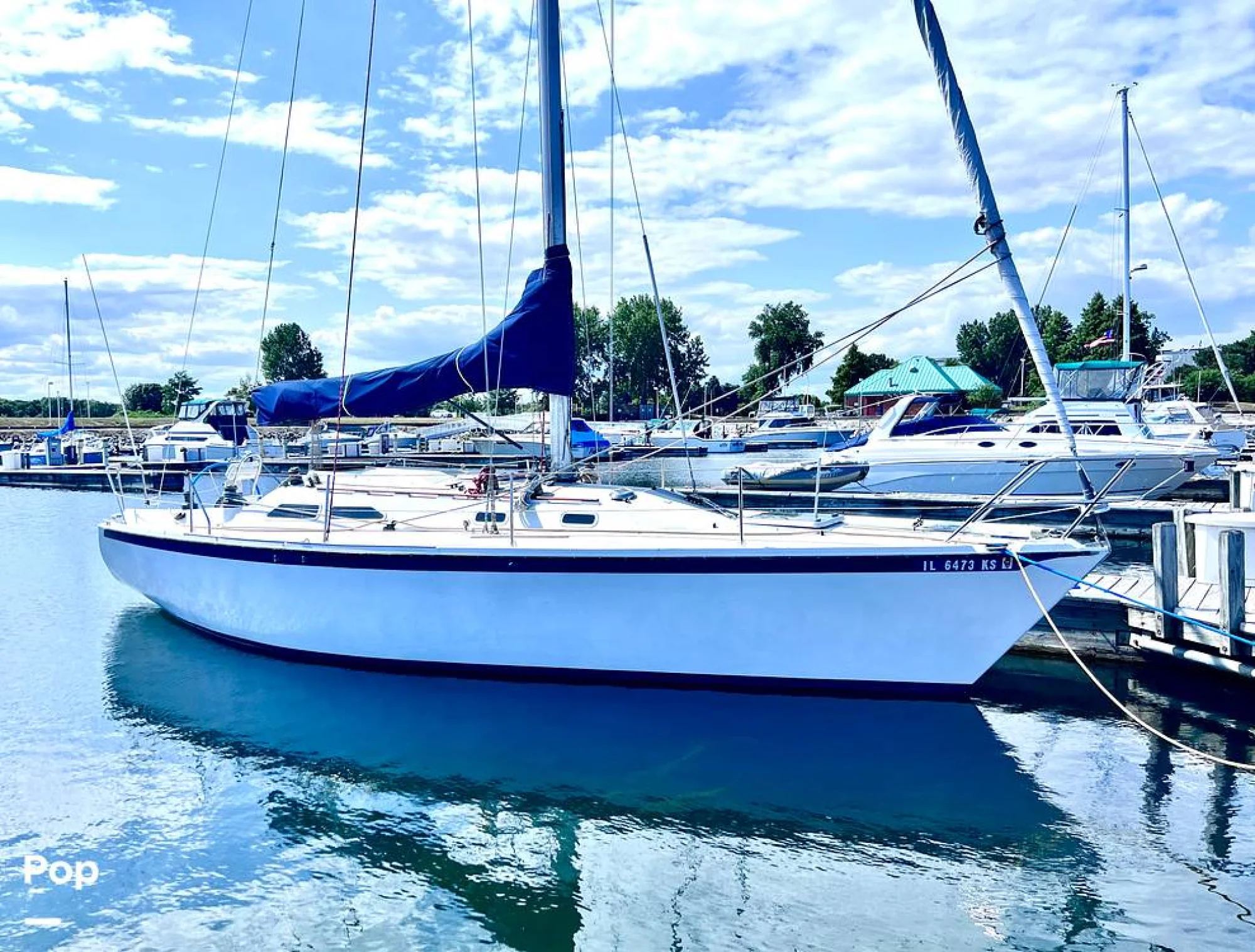 1982 Ericson Yachts 36 Ron Holland Edition - Main Image