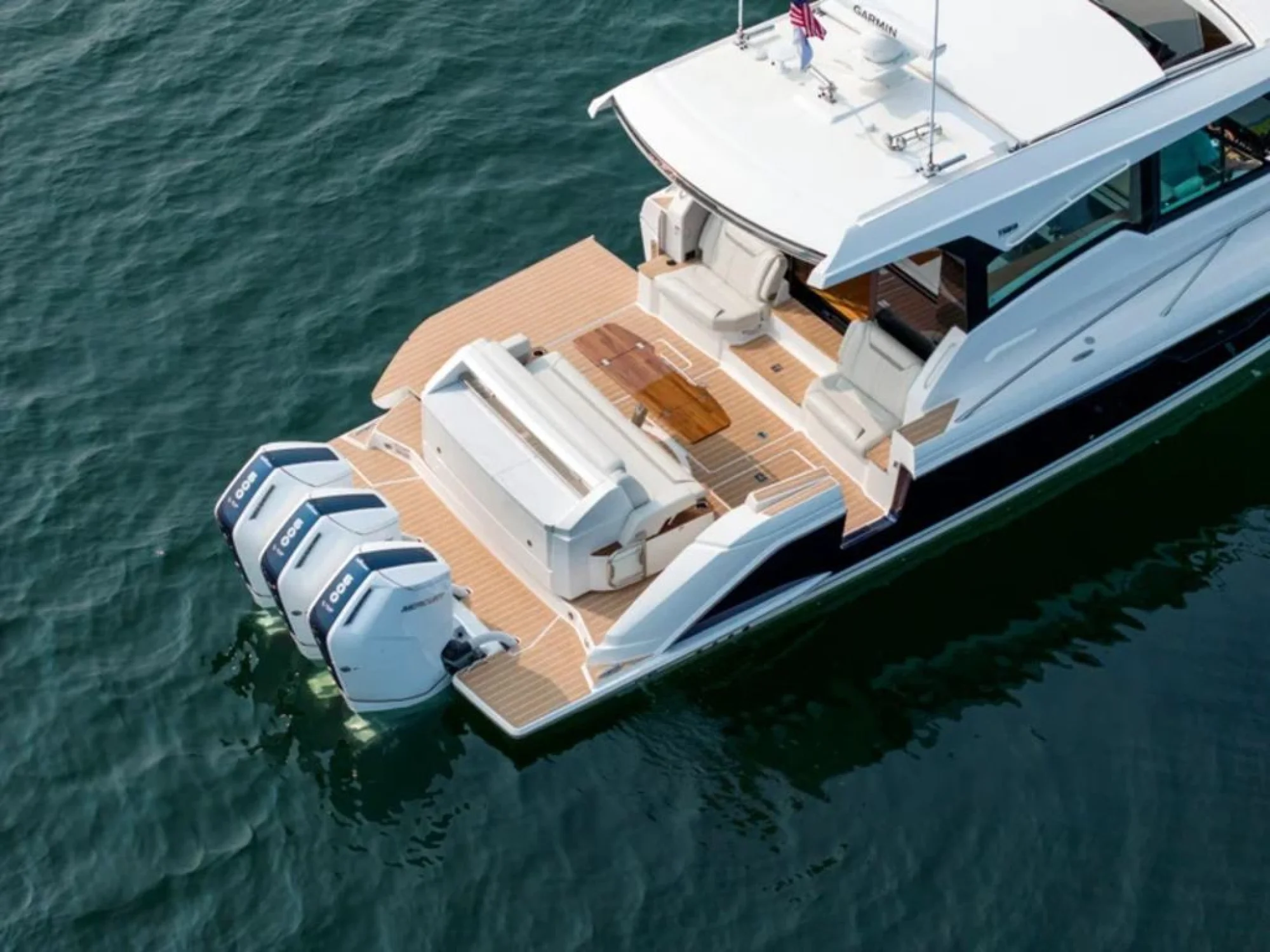 Tiara Yachts 48LE - Image 5