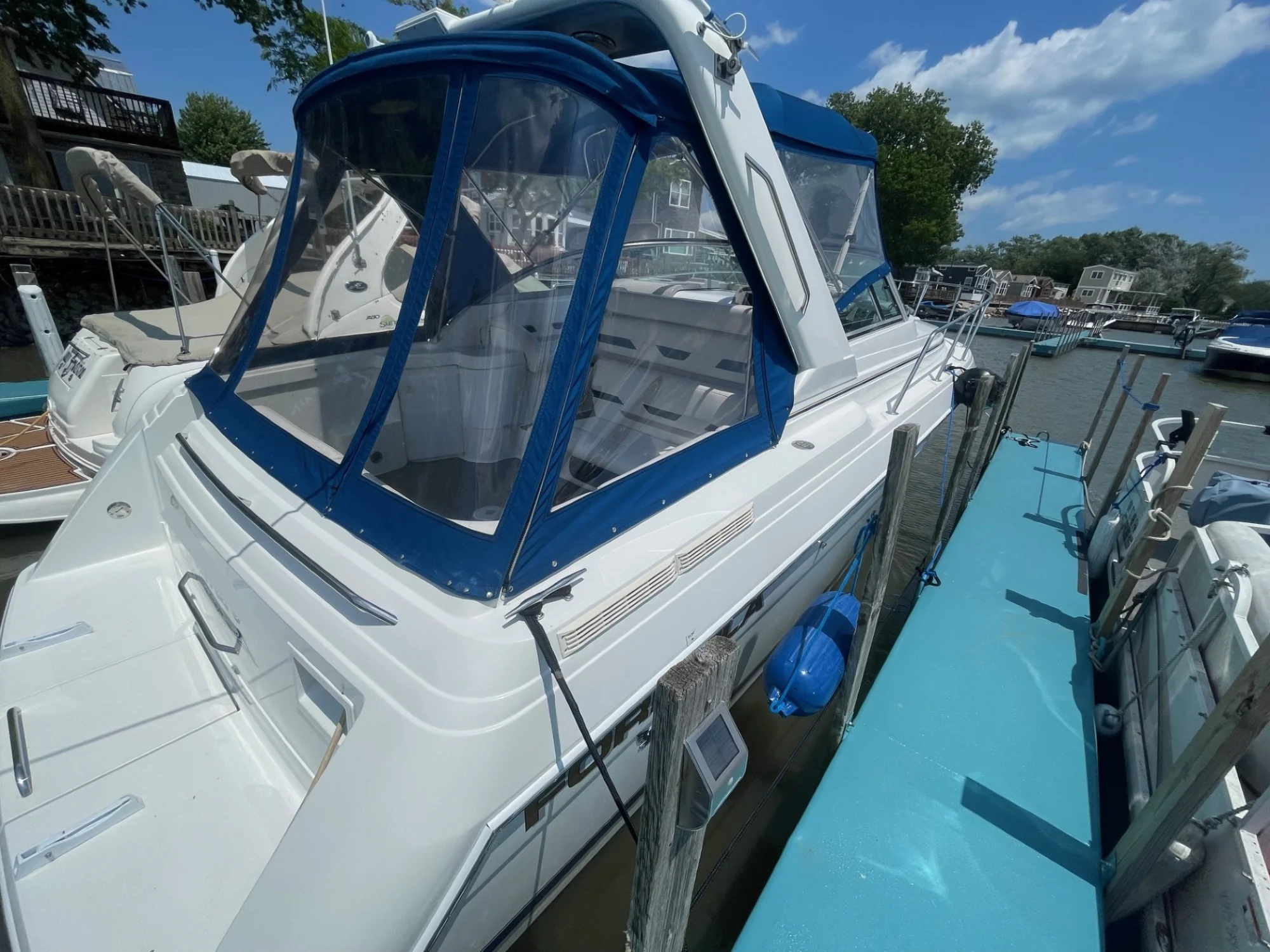 1999 Formula 31 PC - Image 3