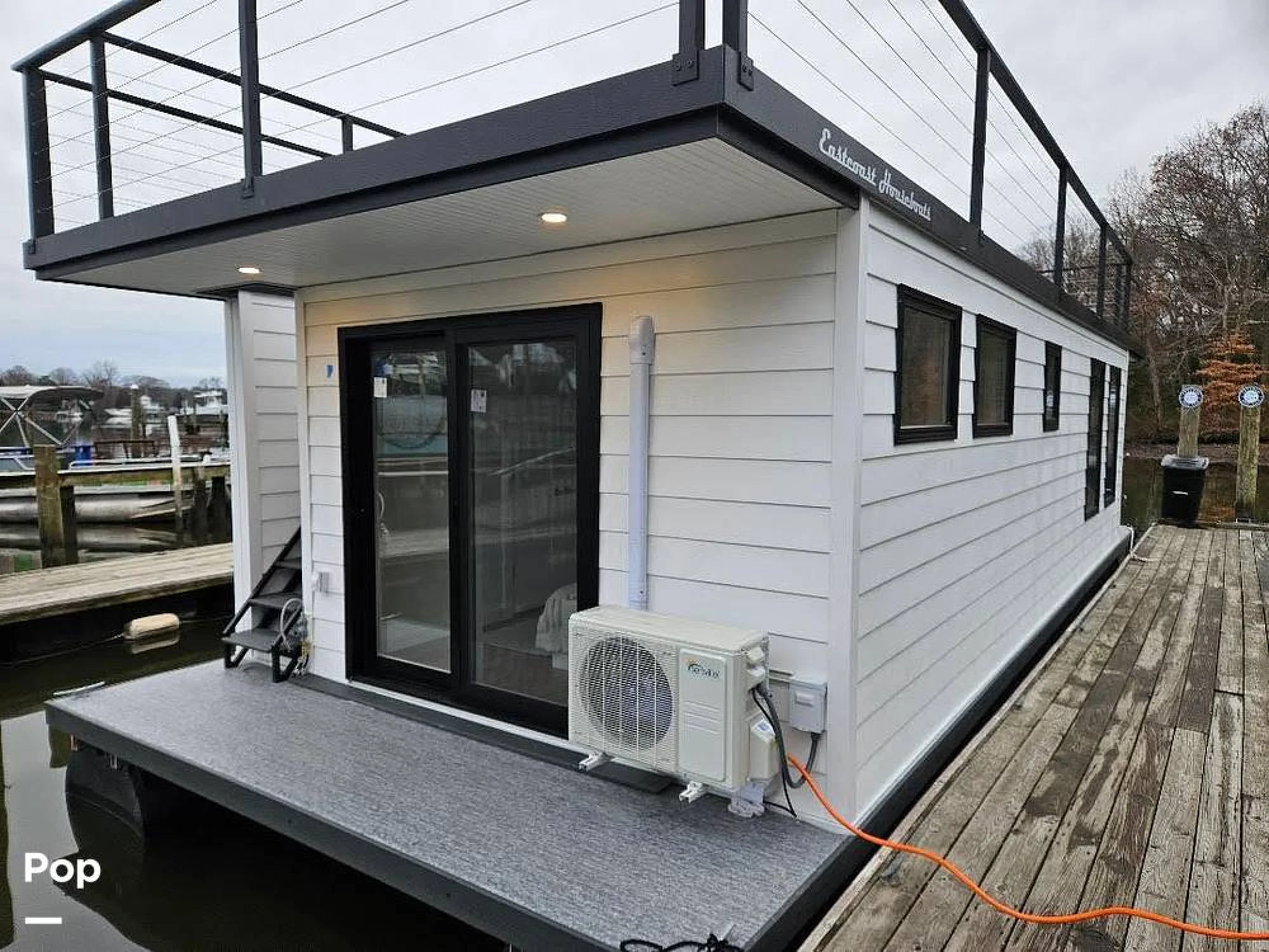2025 East Coast Houseboats Freedom 40 - Main Image