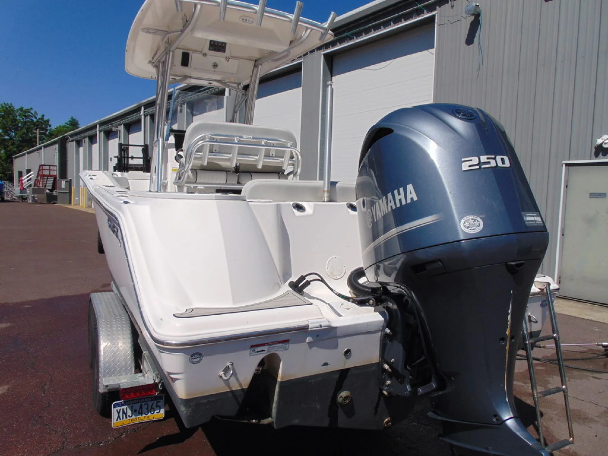 Sea Fox 248 Commander - Image 4