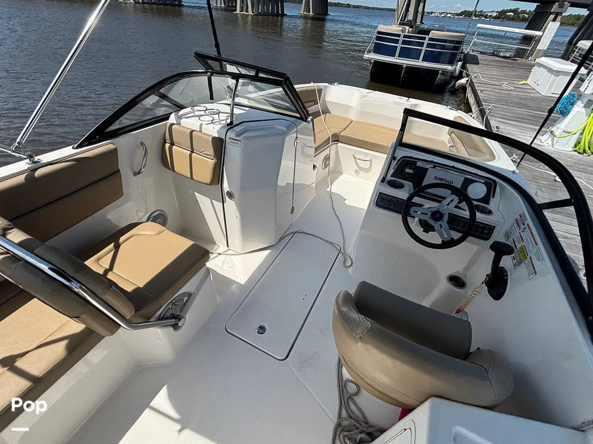 2024 Bayliner DX 2200 - Image 4