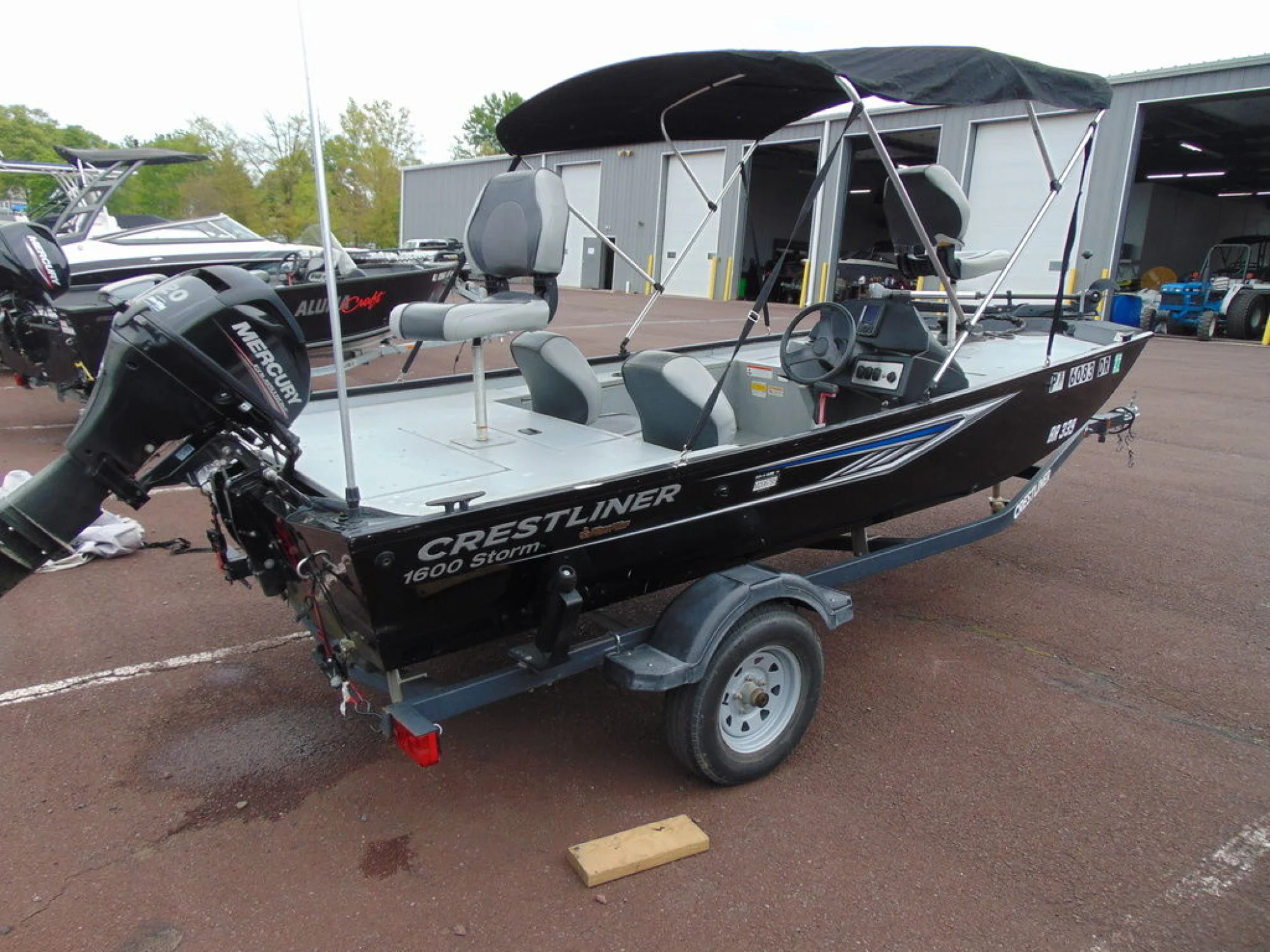 Crestliner Storm 1600 - Image 4