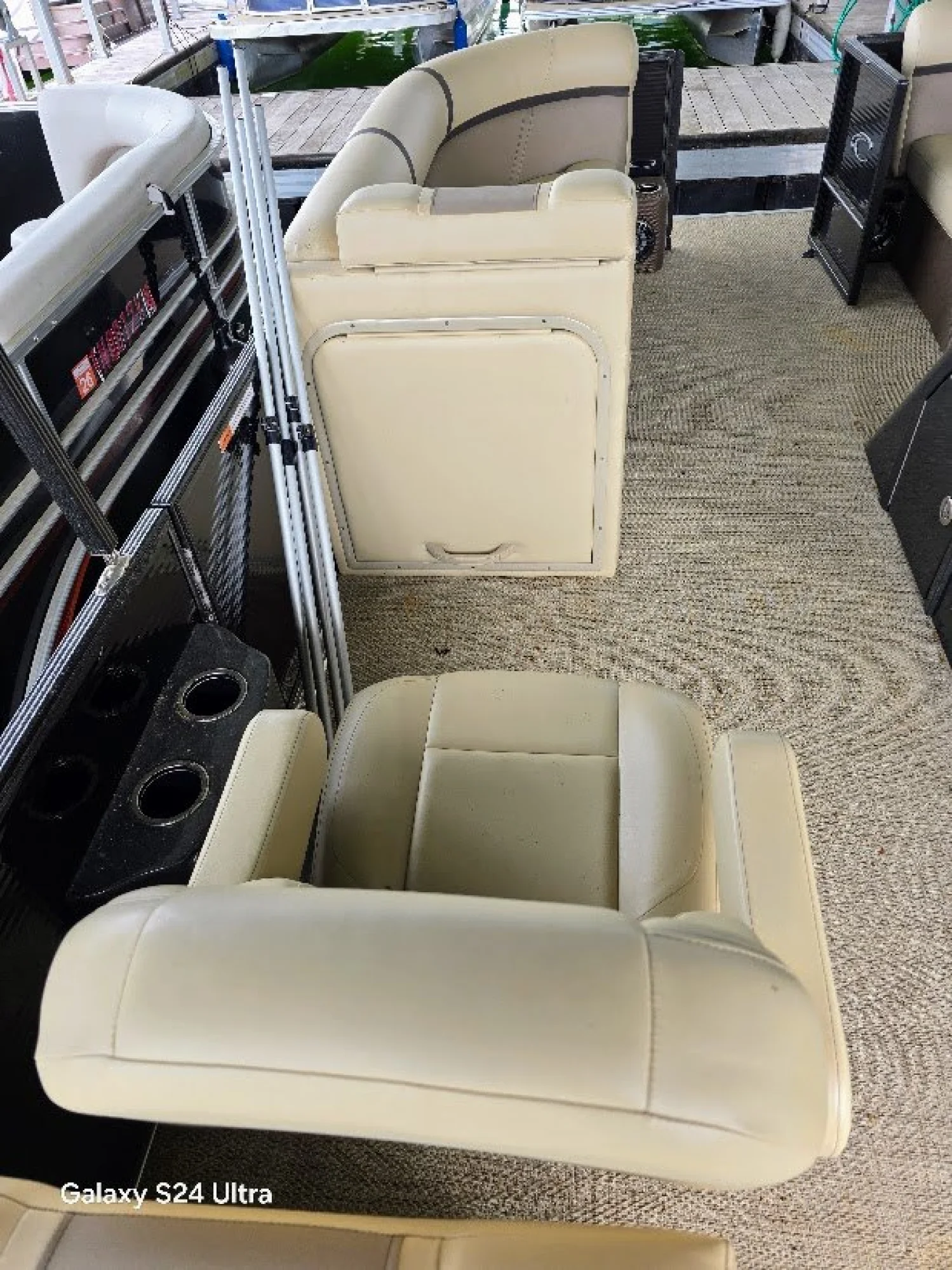 2024 Crest DLX 220 SLC Tritoon - Image 3