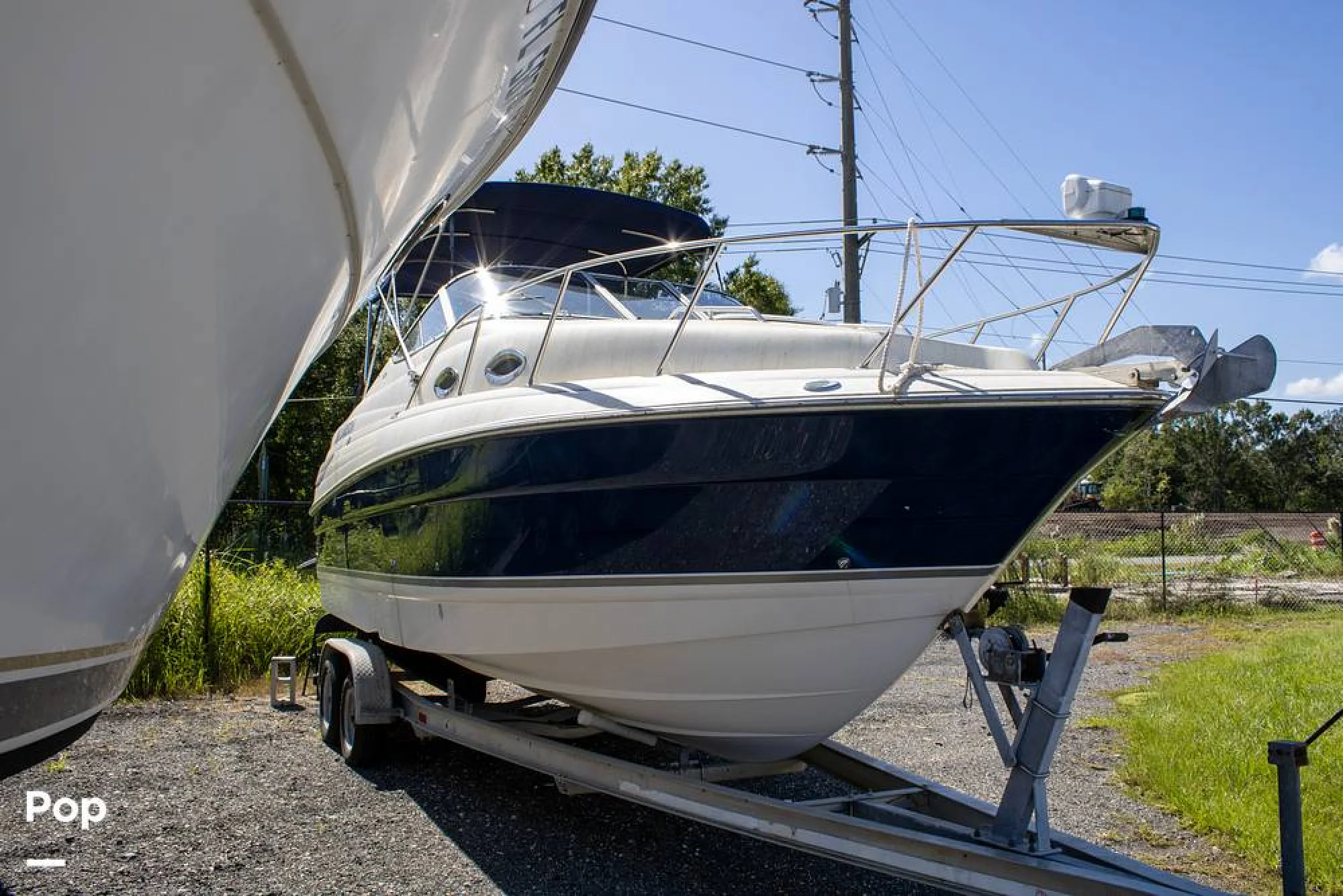 2007 Larson Cabrio 240 - Image 3