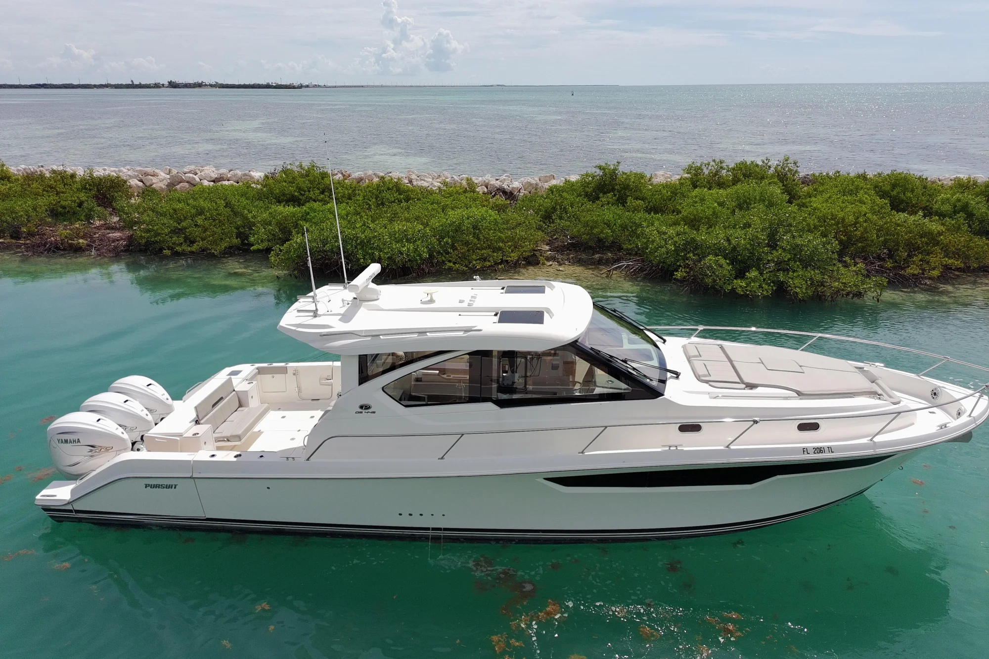 2023 Pursuit OS 445 Offshore