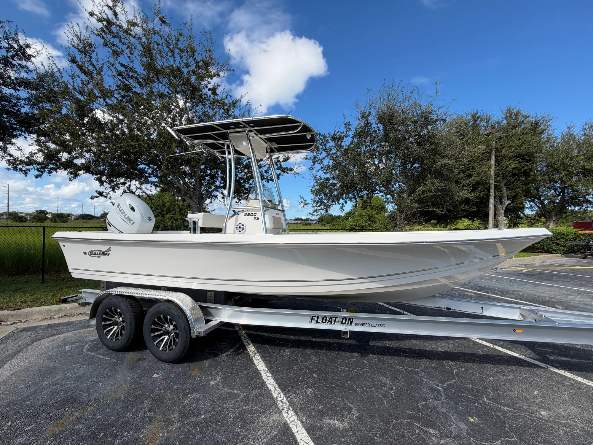 2027 Bulls Bay 2200XS - Main Image