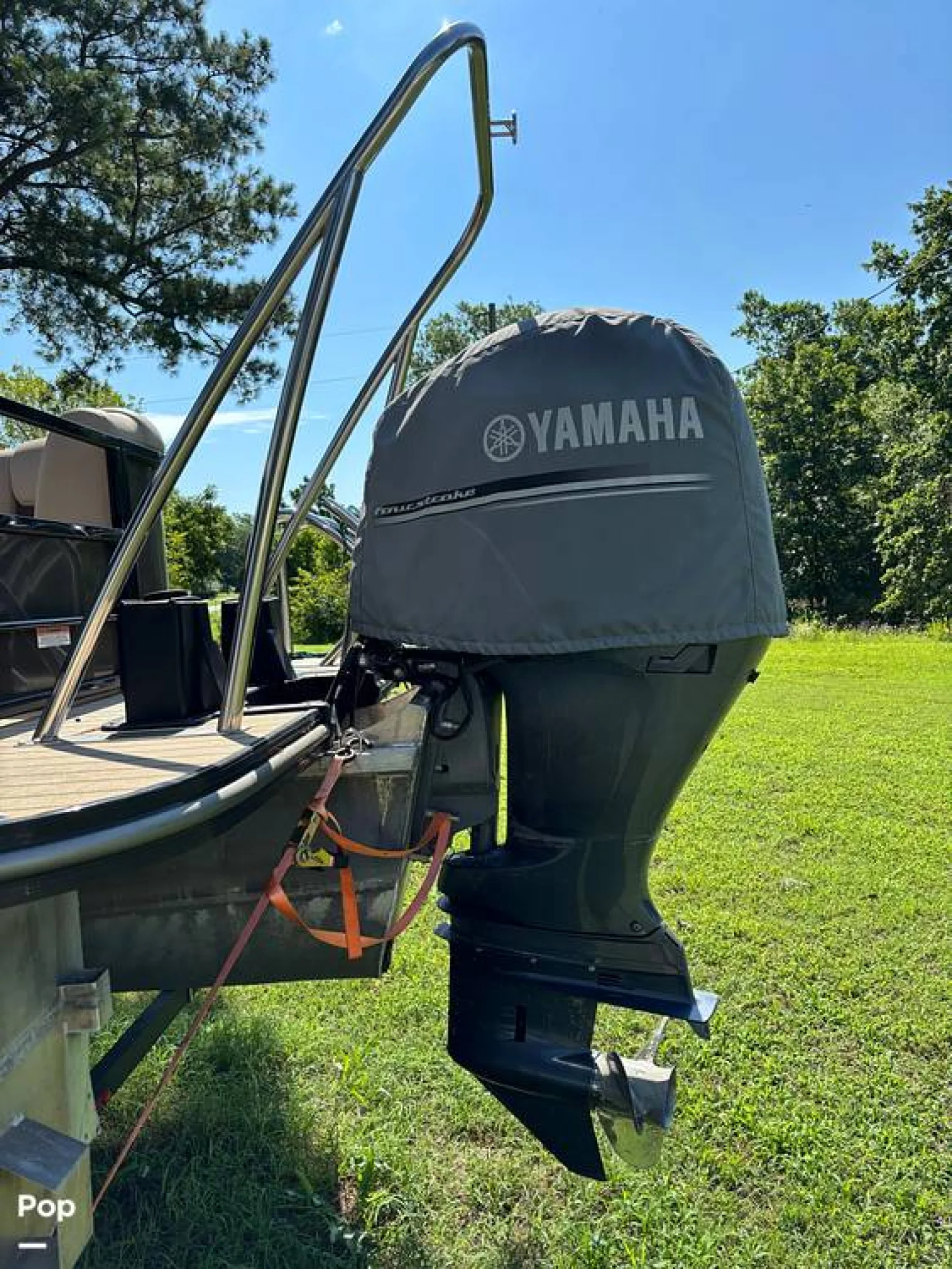 2022 SunCatcher Fusion 324RC - Image 4