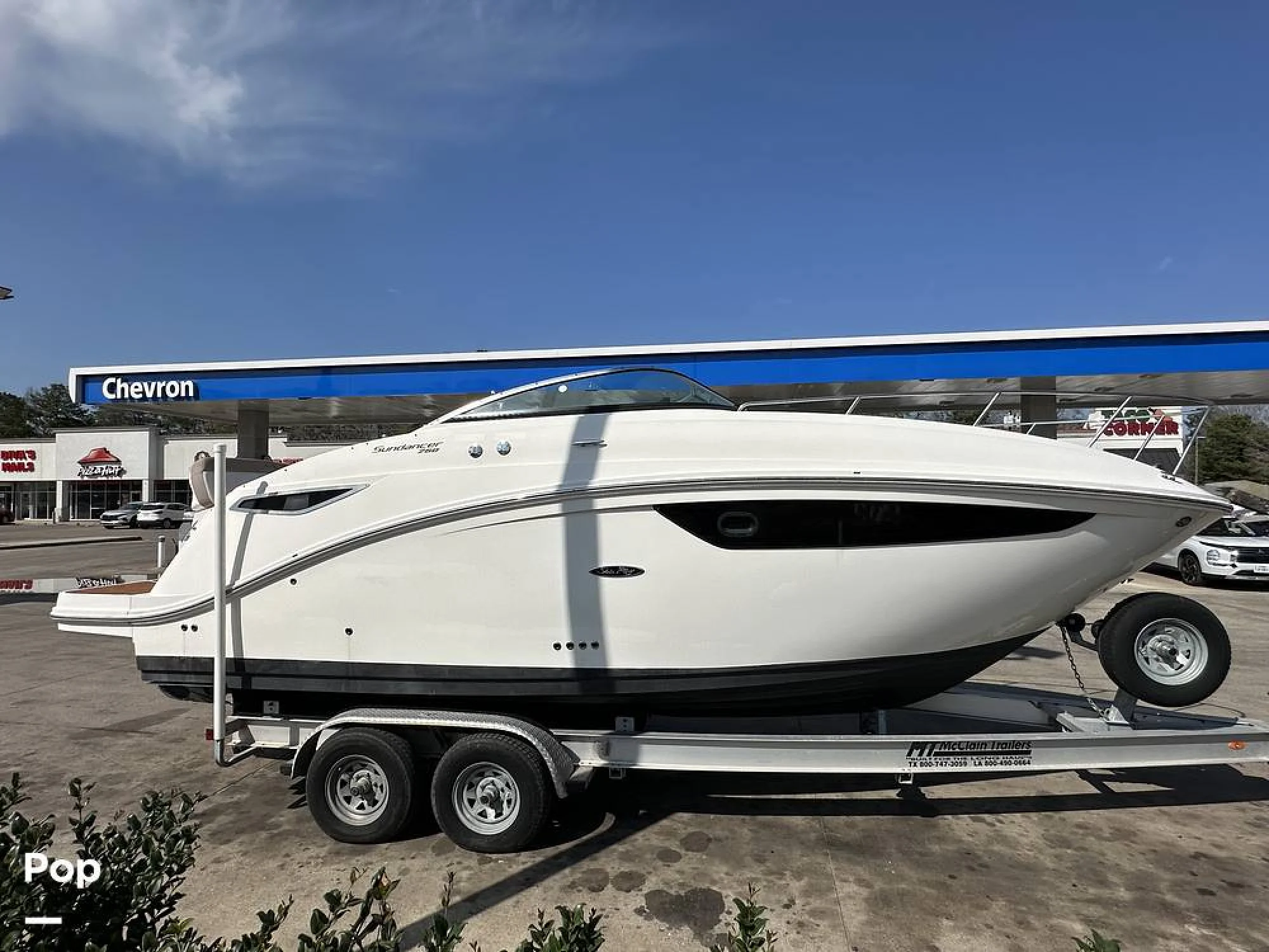 2015 Sea Ray 260 Sundancer - Image 5