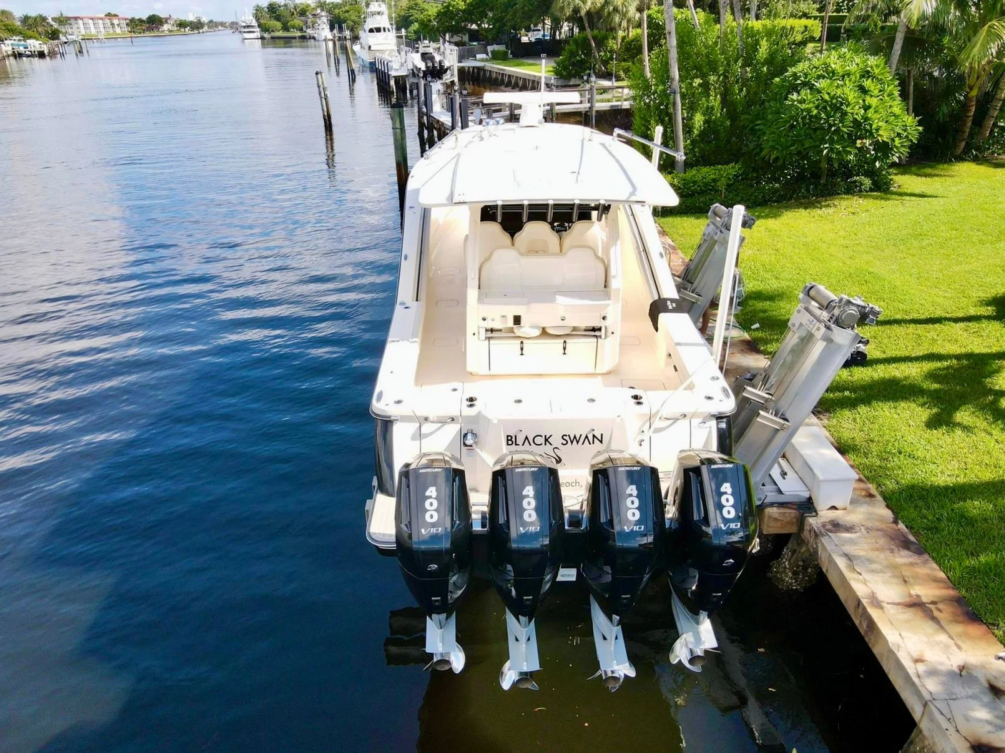 2025 Scout 425 LXF - Image 4