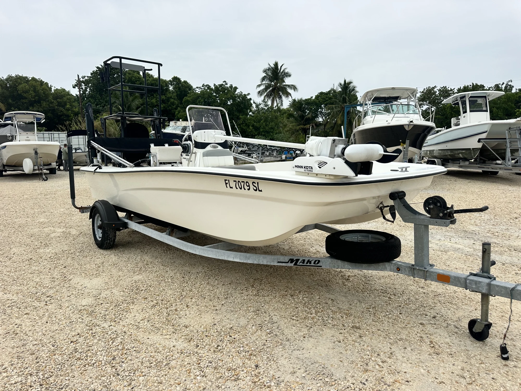 2020 Mako PRO SKIFF 17 CC