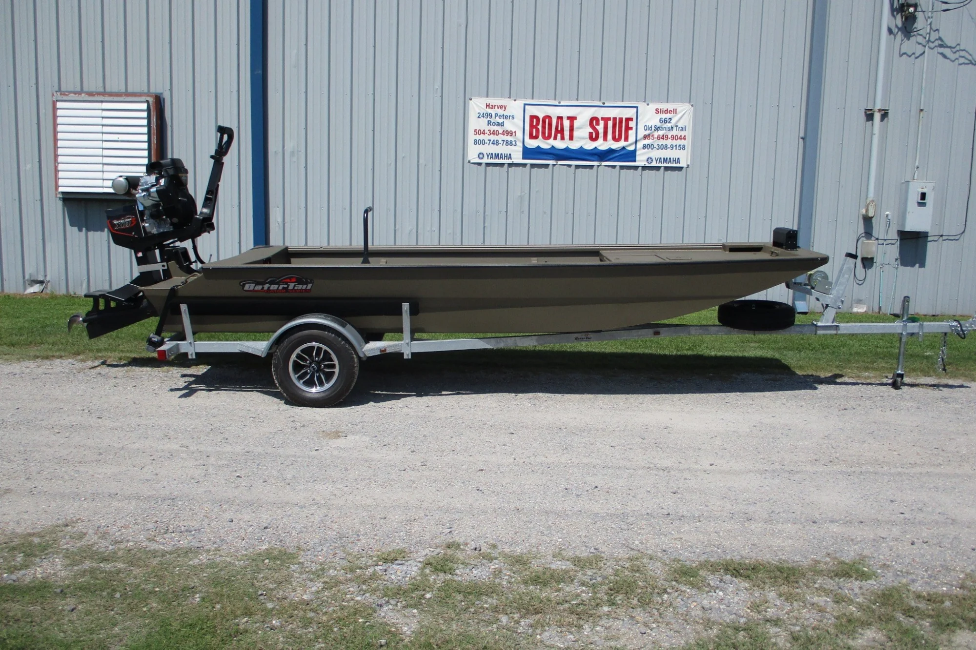 2027 Gator Tail 1748 Gator Series