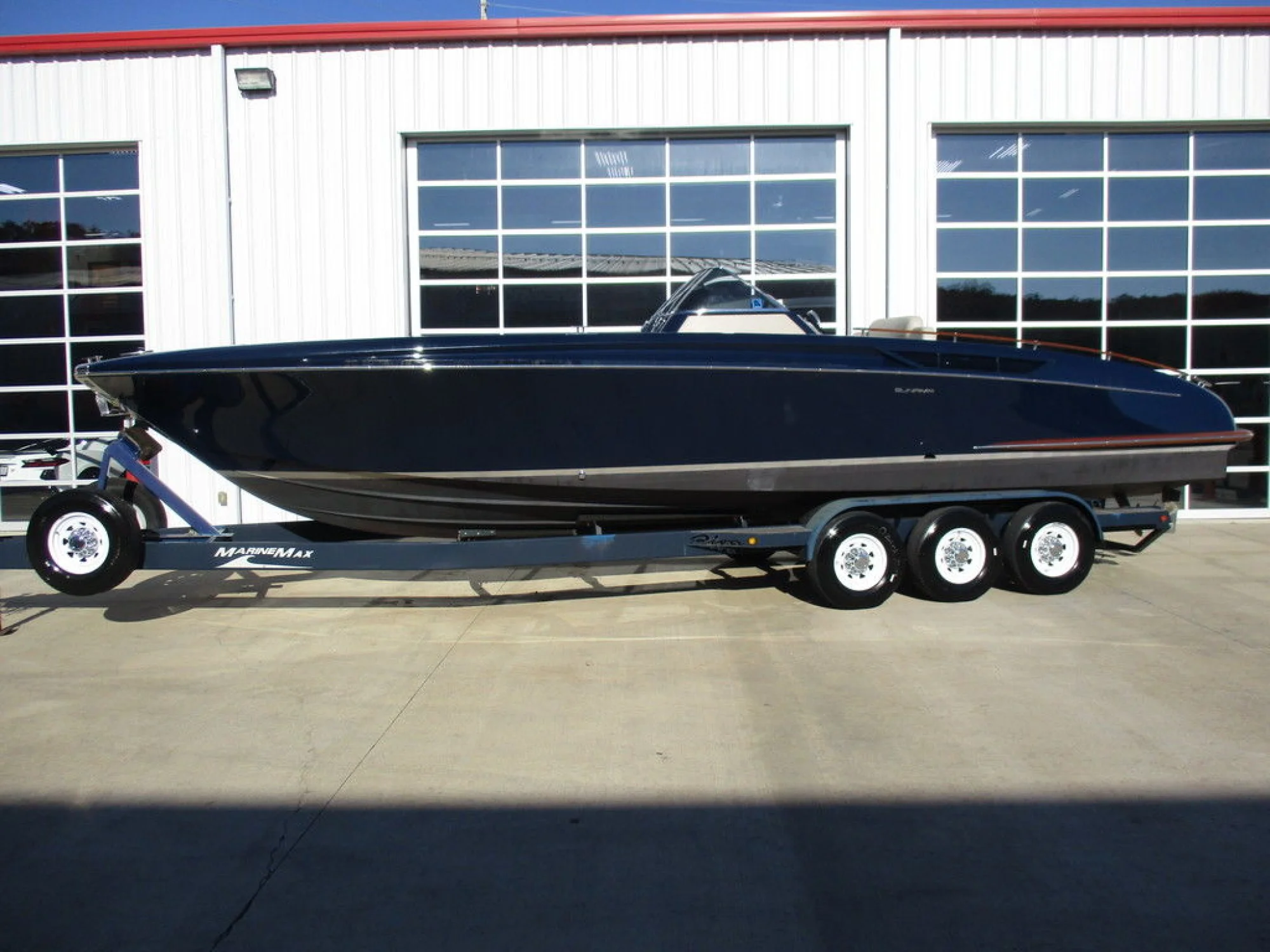 Riva 33 Sunriva - Main Image