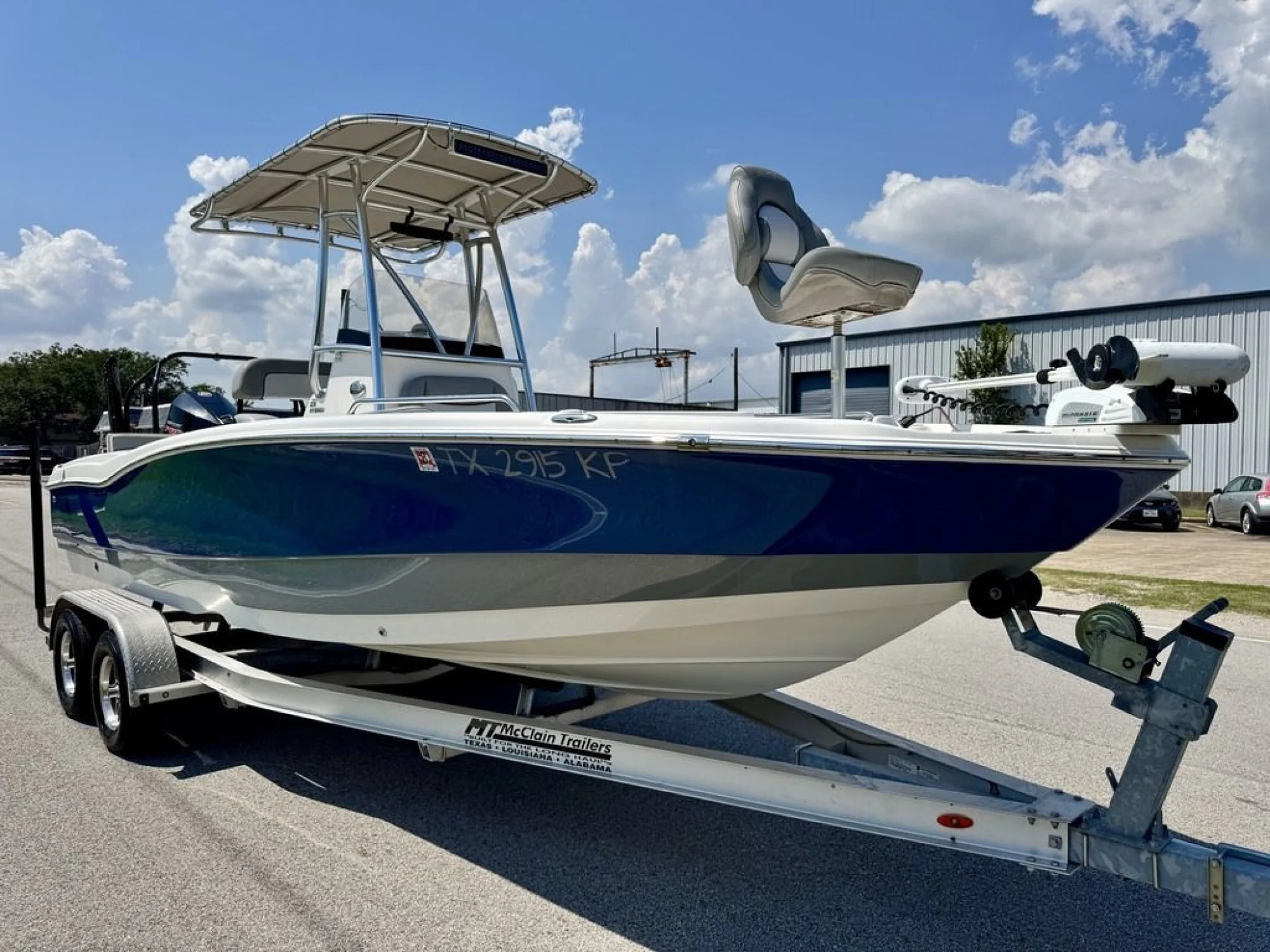 2022 Nauticstar 231 Hybrid - Image 5