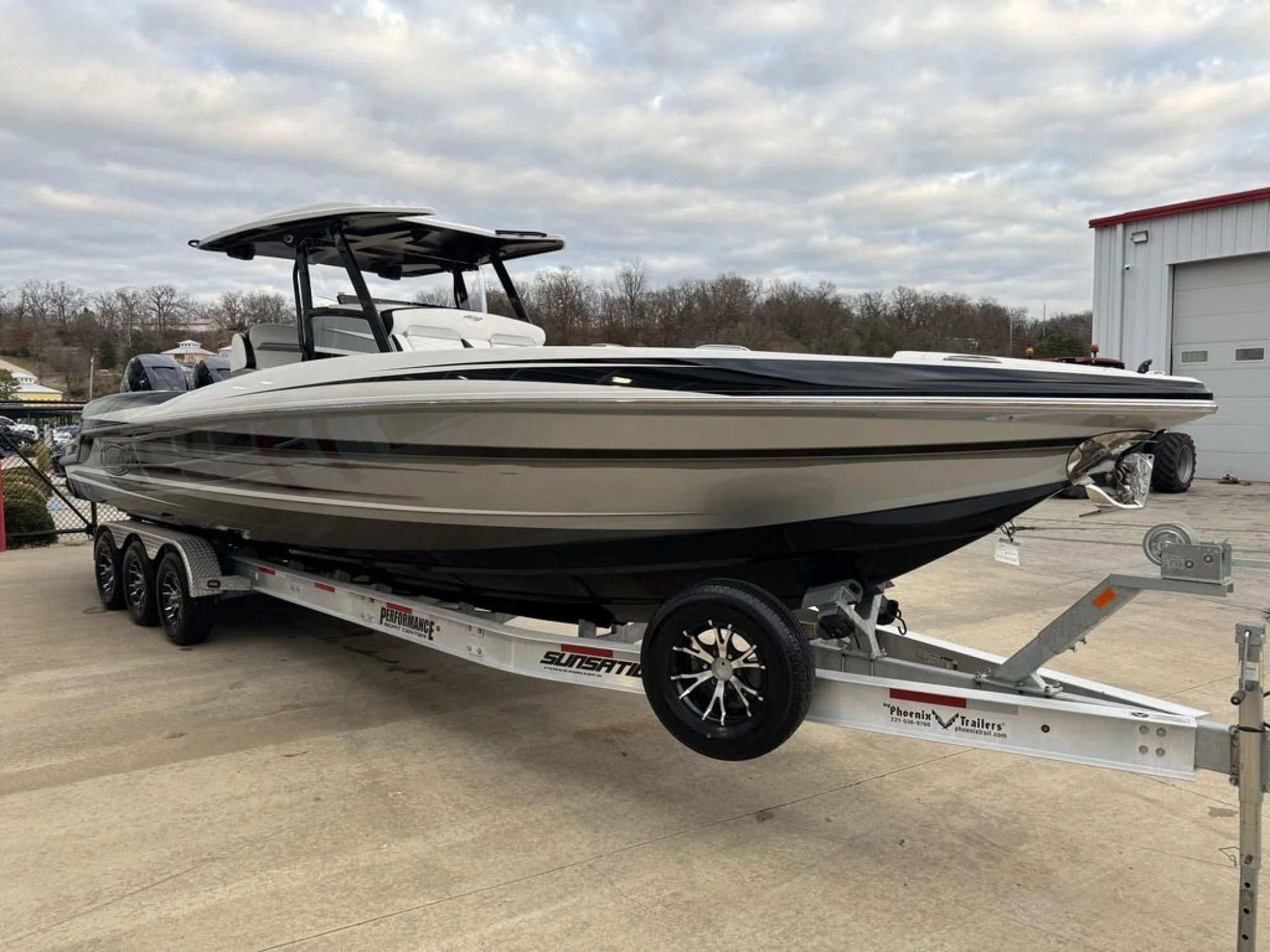 Sunsation Powerboats 32CCX - Image 3