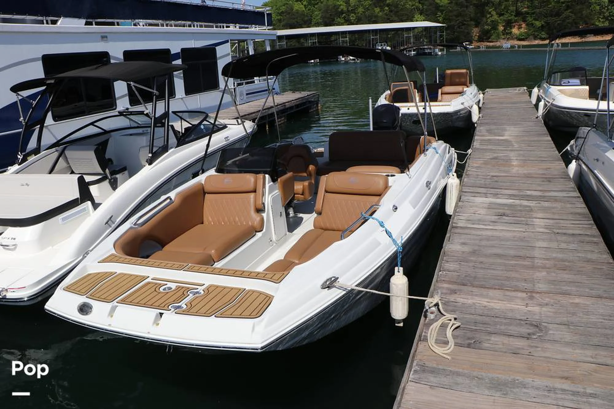 2023 Crownline E225 XS - Main Image
