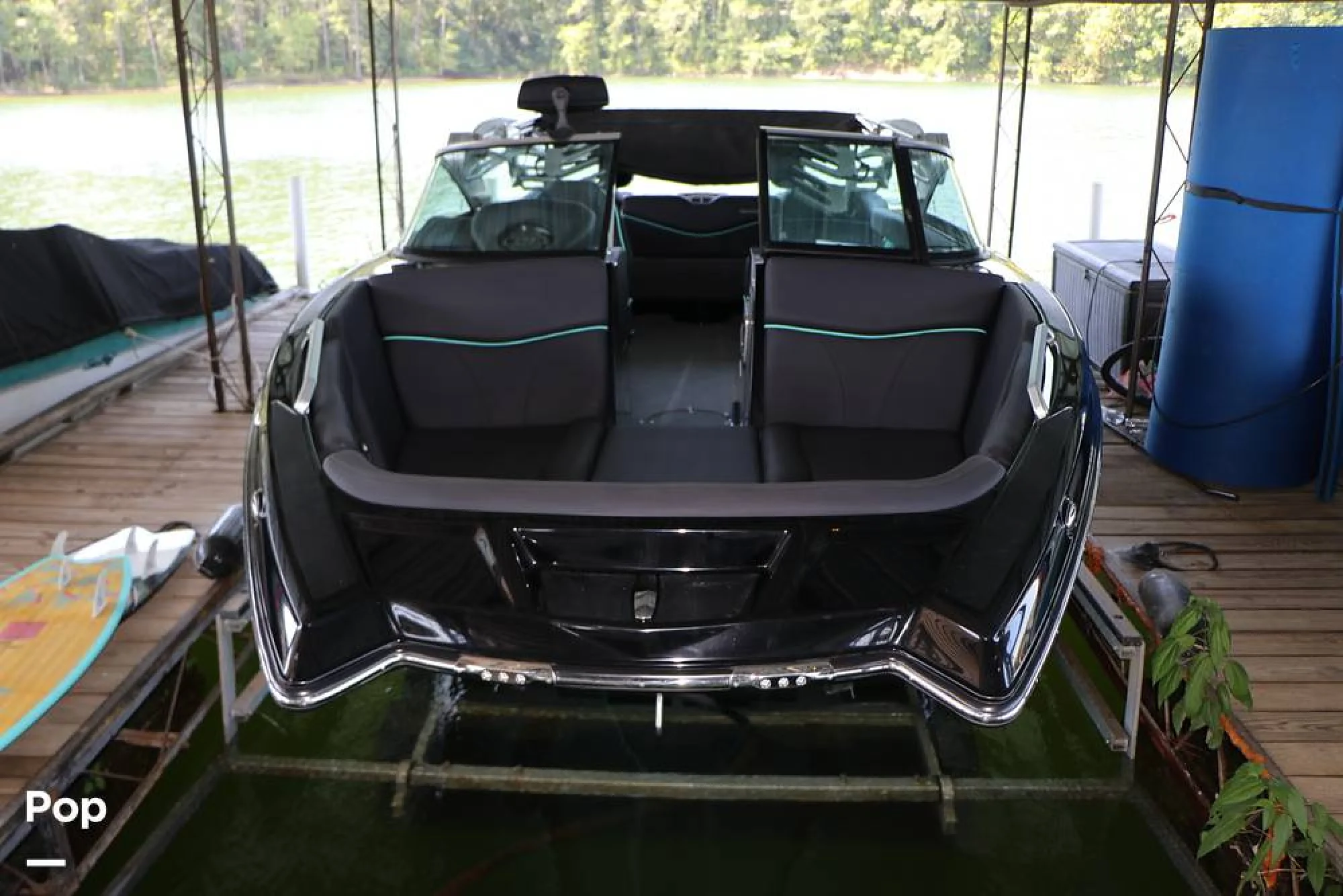 2019 Mastercraft XT22 - Image 2