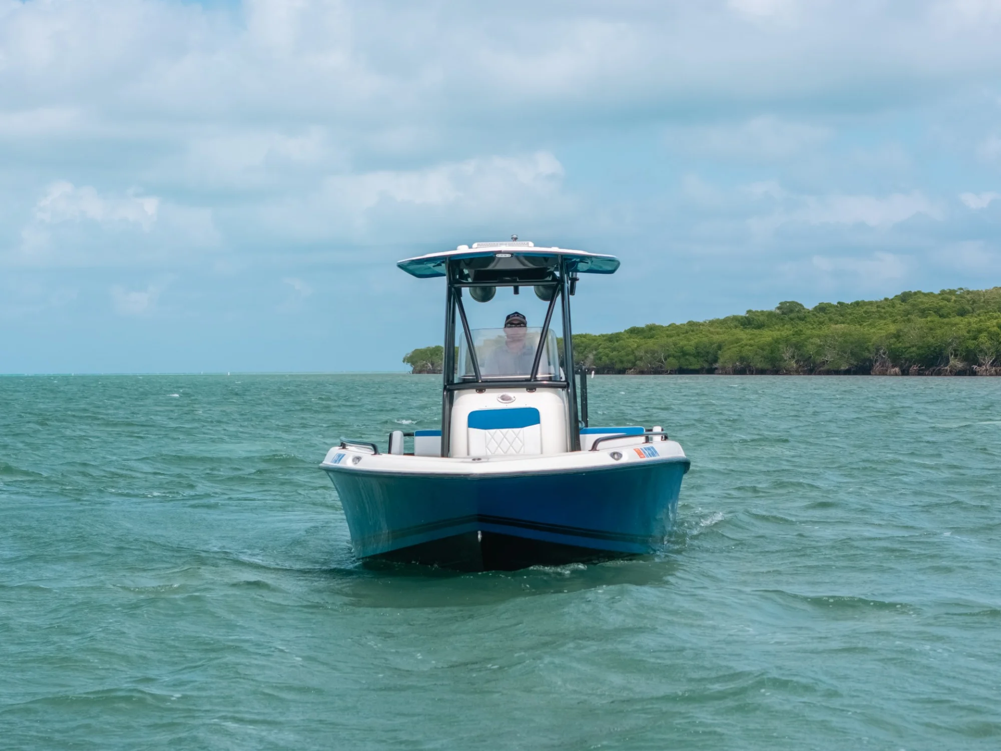 2015 Hydra-Sport 23 Bay - Image 3