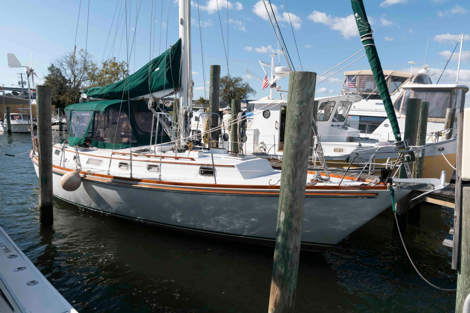 Bristol 41.1 Center Cockpit