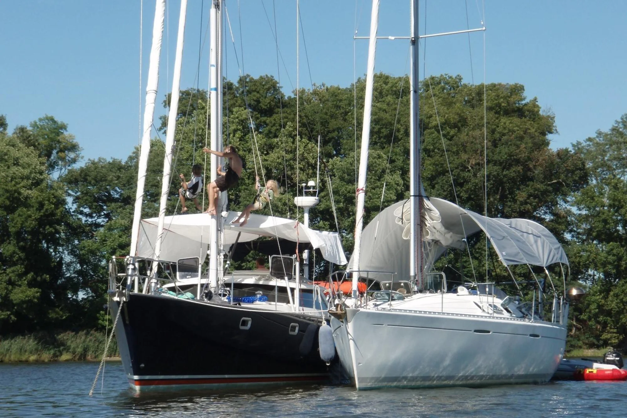 Beneteau First 42s7 - Image 2