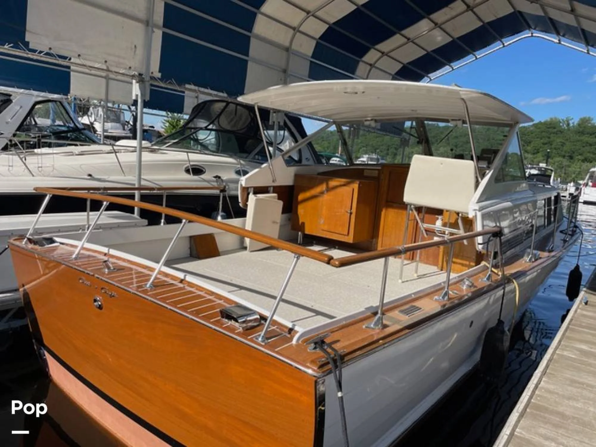 1967 Chris-Craft Cavalier 33 - Image 2