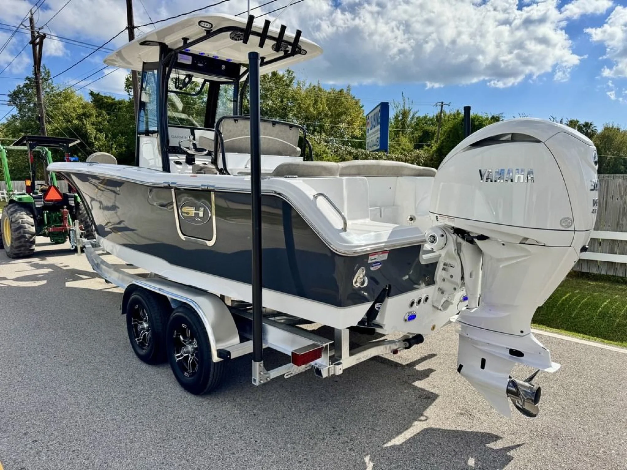 2027 Sea Hunt Ultra 255SE - Image 2