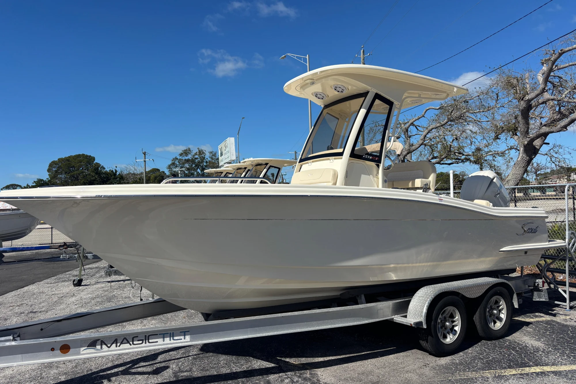 2026 Scout 220 XSF - Image 2