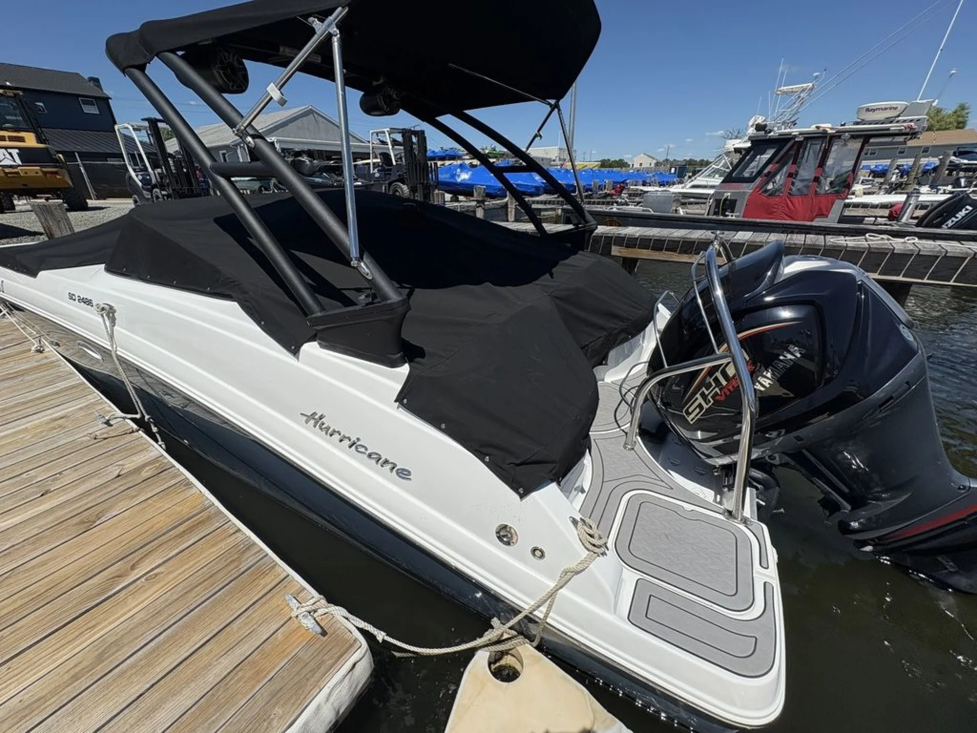 2025 Hurricane Sundeck 2486 OB - Image 5