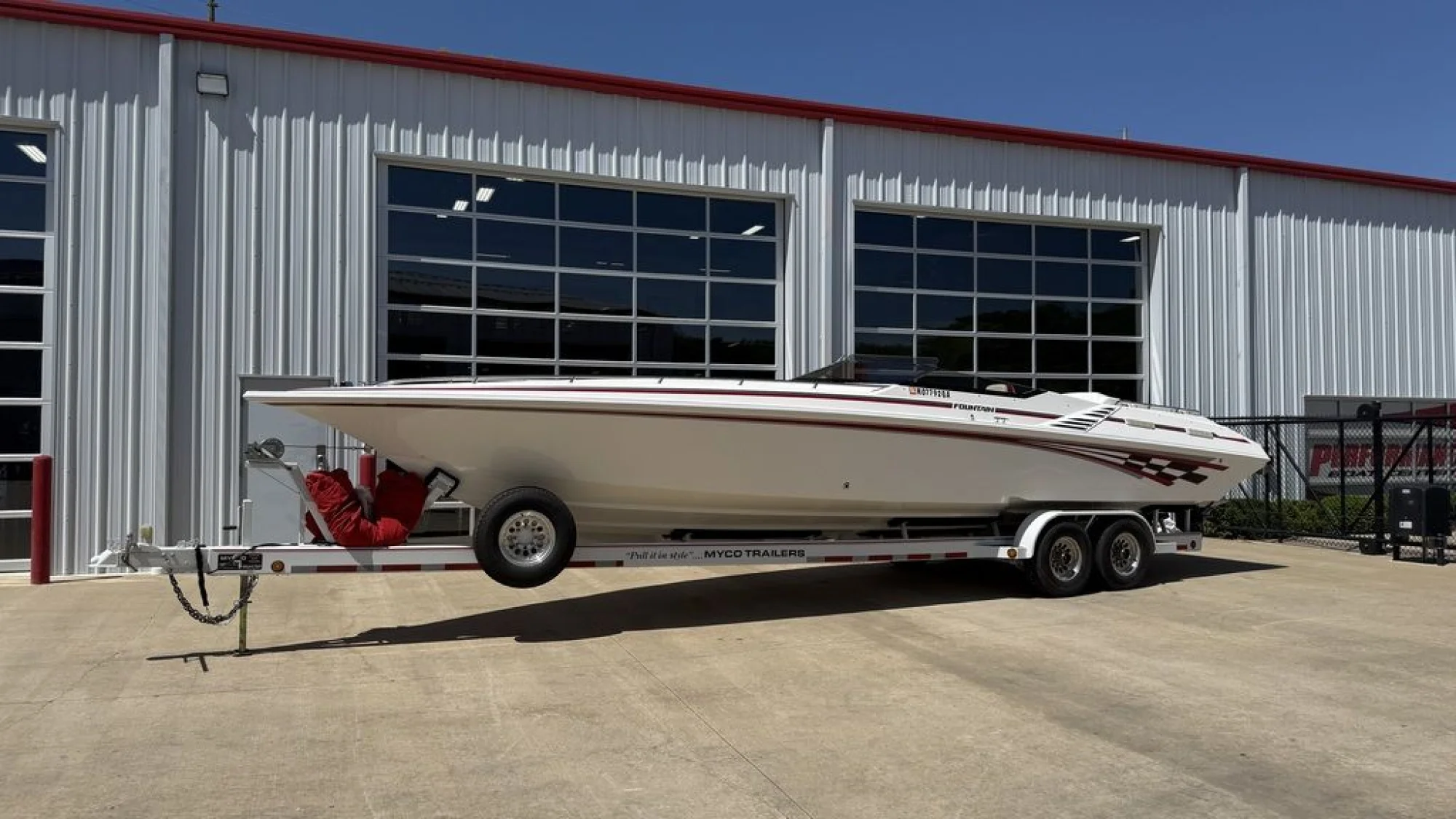 Fountain  35 Lightning - Image 4