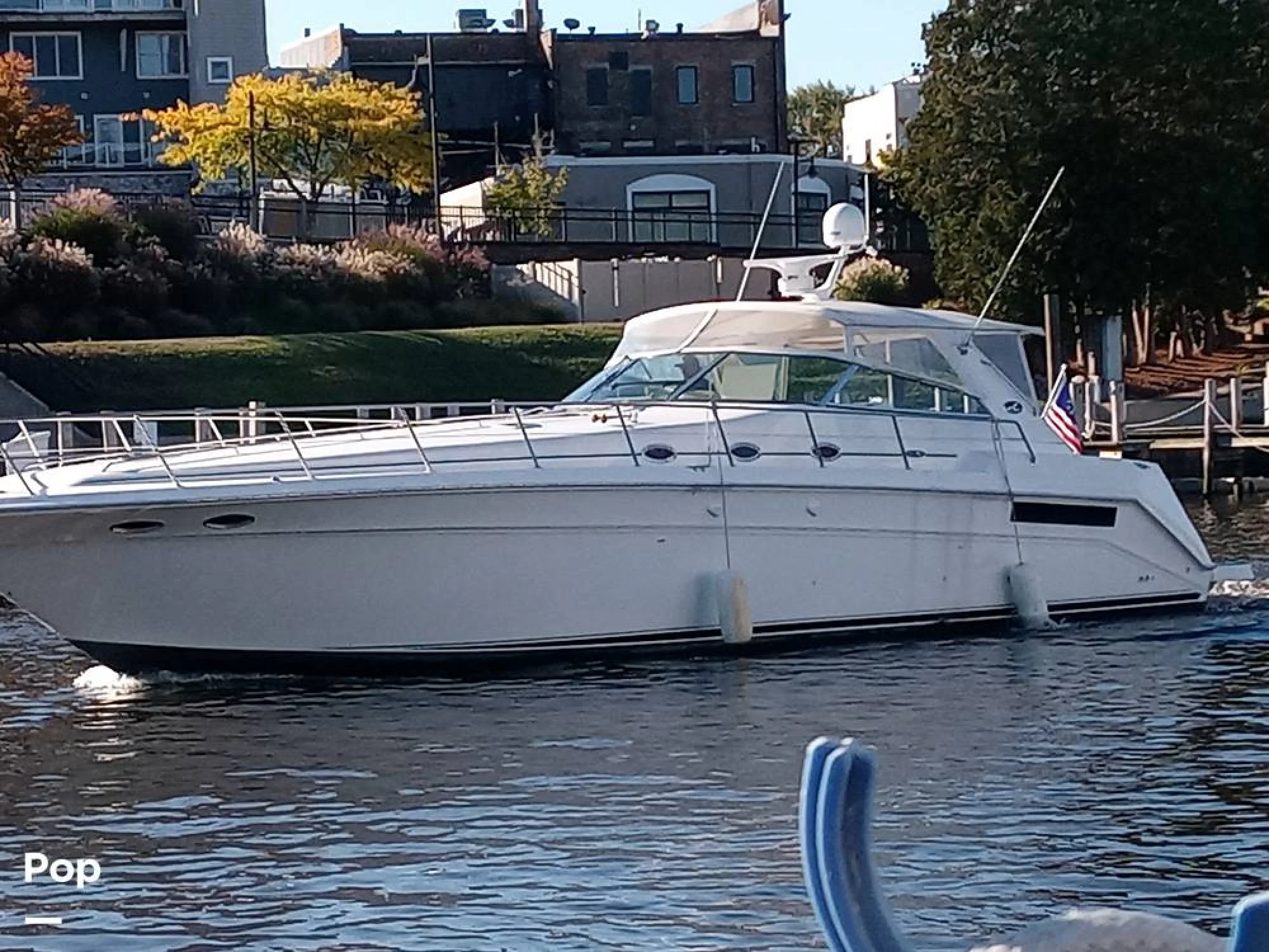 1999 Sea Ray 500 Sundancer - Image 2