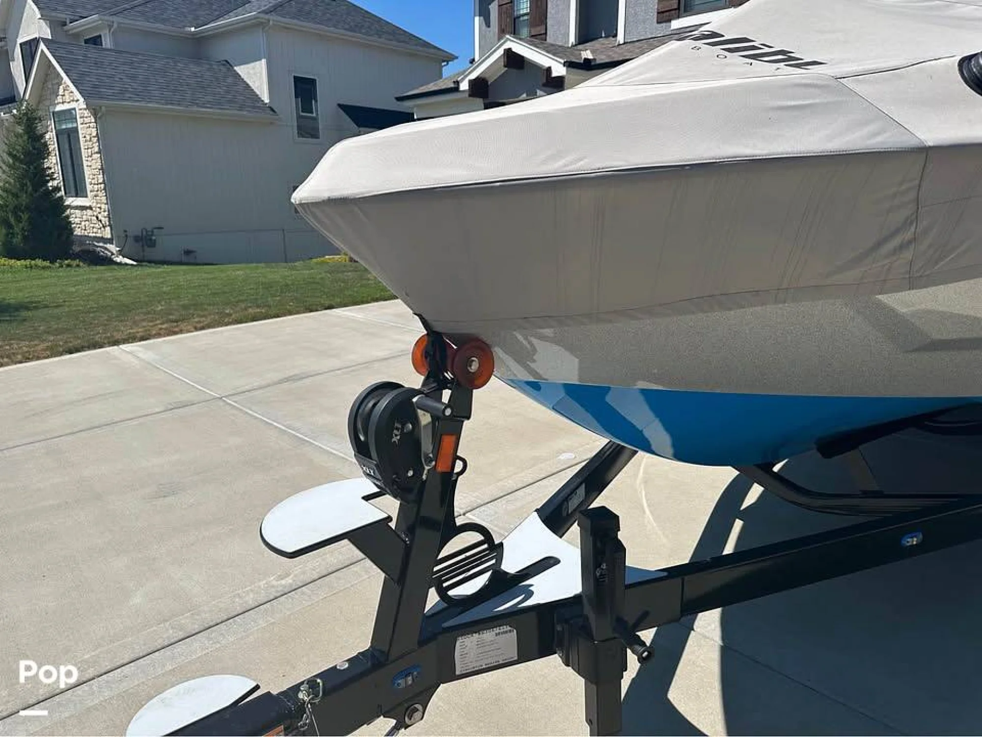 2022 Malibu 25 LSV - Image 5