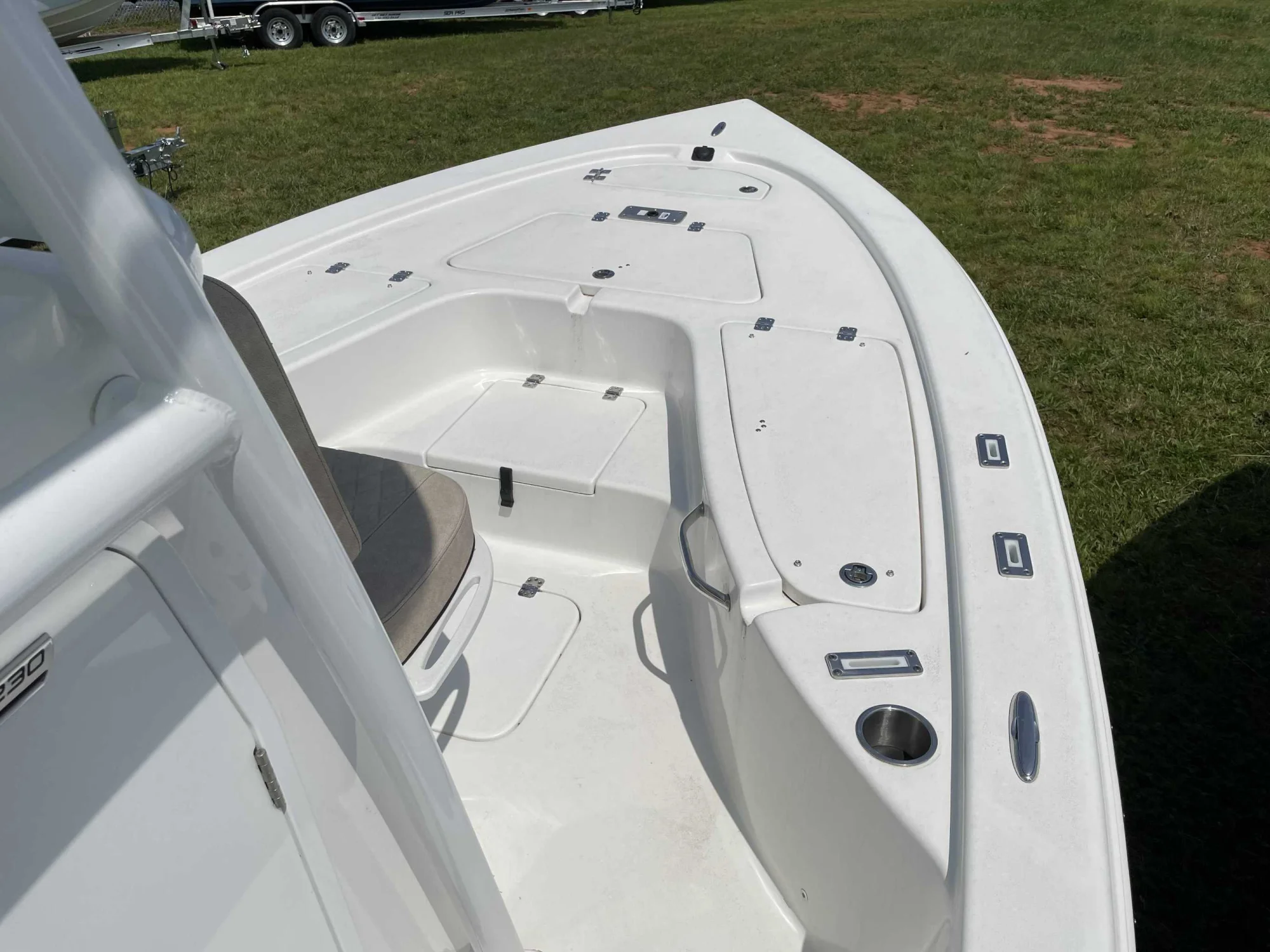 2025 Sea Pro 230 DLX - Image 4
