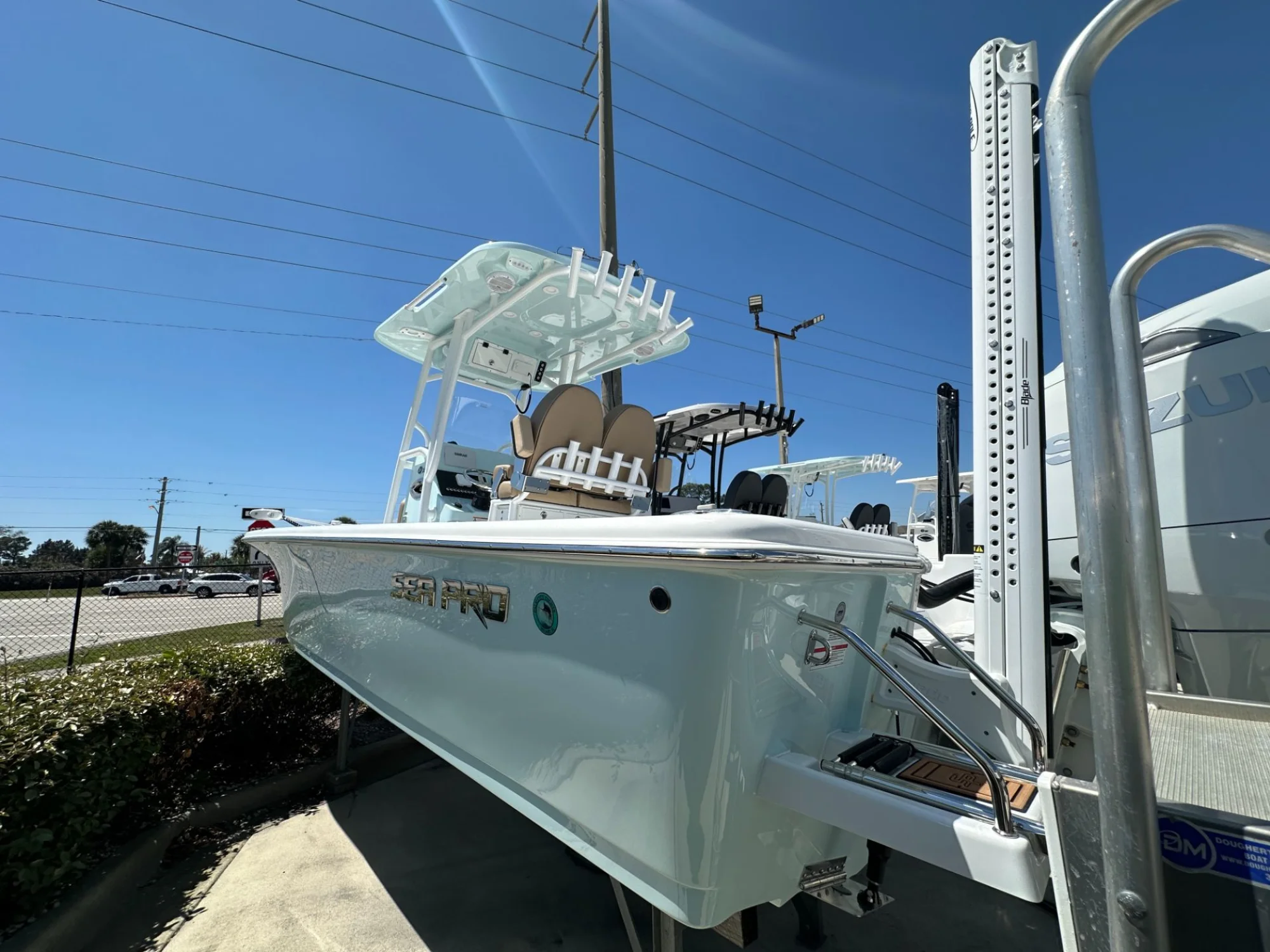 2026 Sea Pro 250 Bay - Image 2