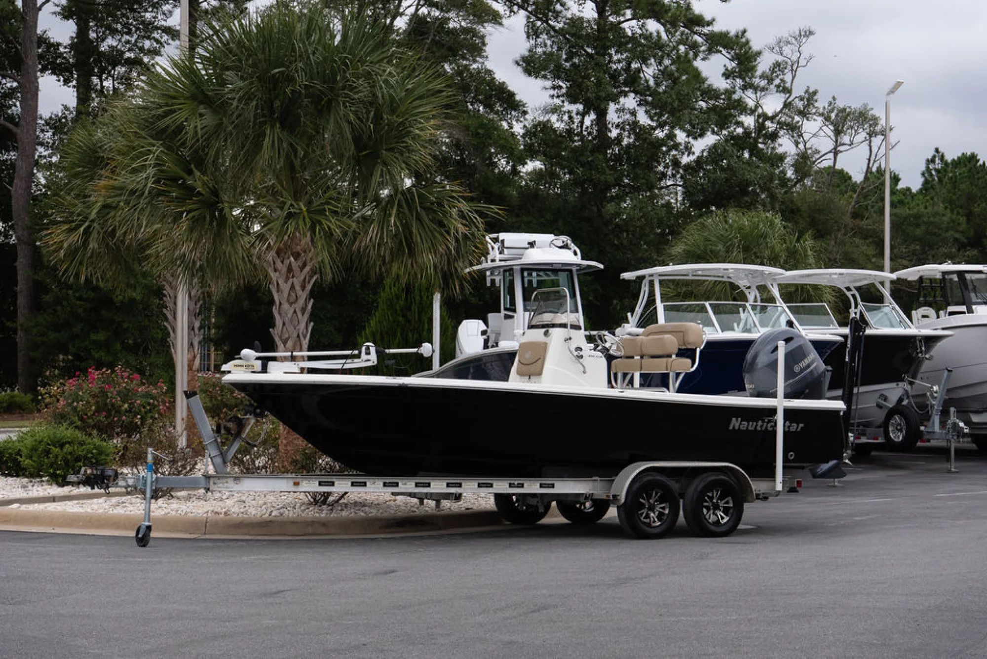 NauticStar 215 XTS - Main Image