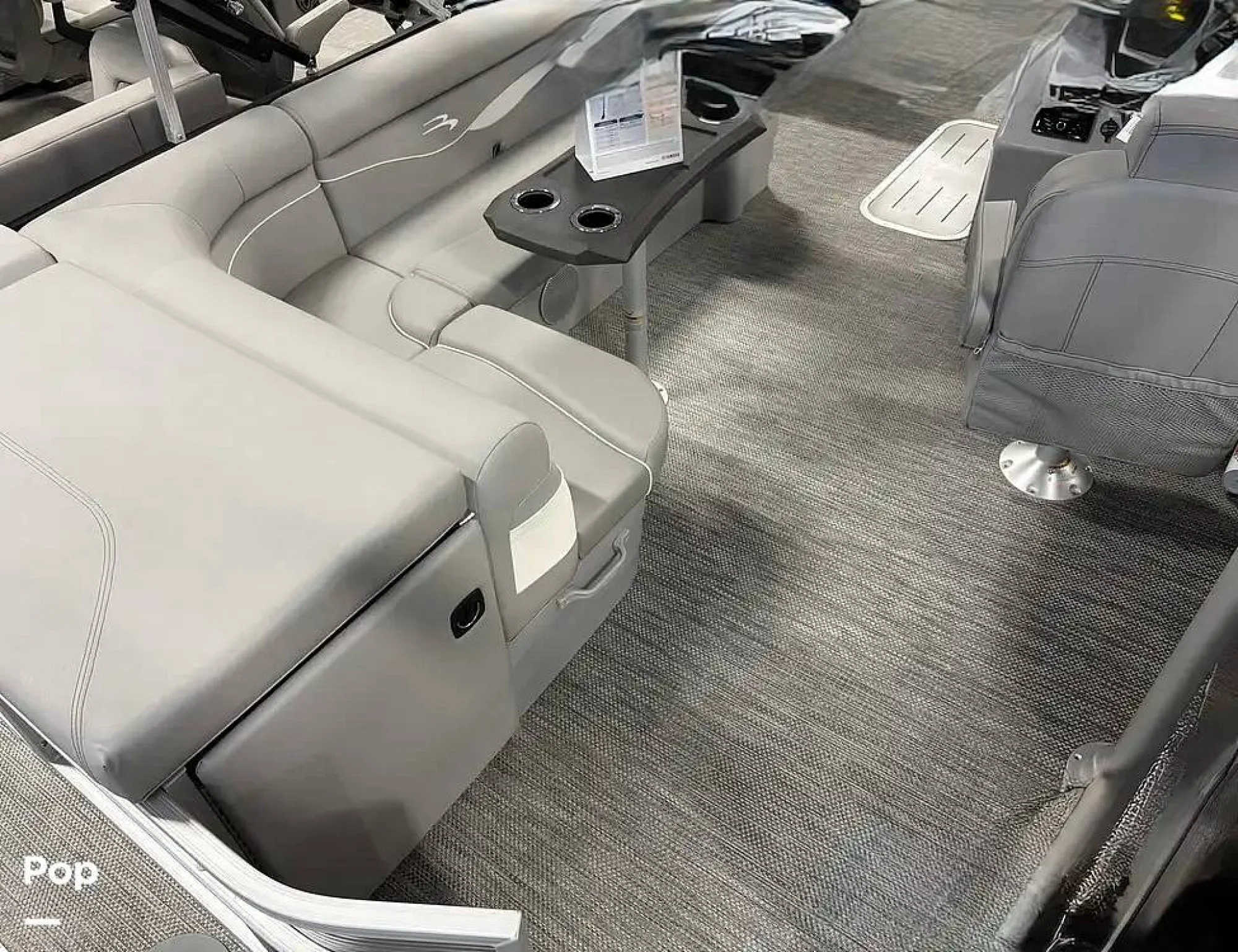 2024 Bennington 22 SL - Image 3