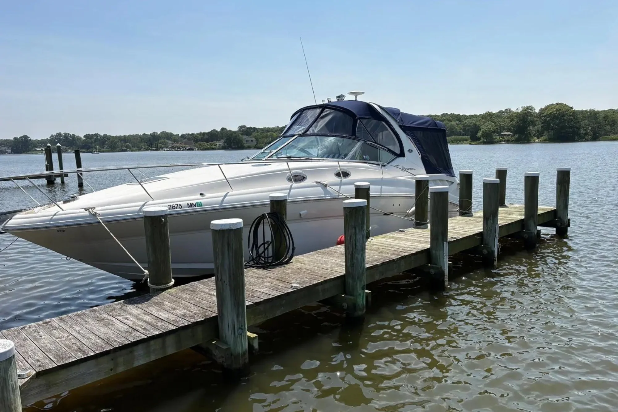 2006 Sea Ray Sundancer 320 - Image 3