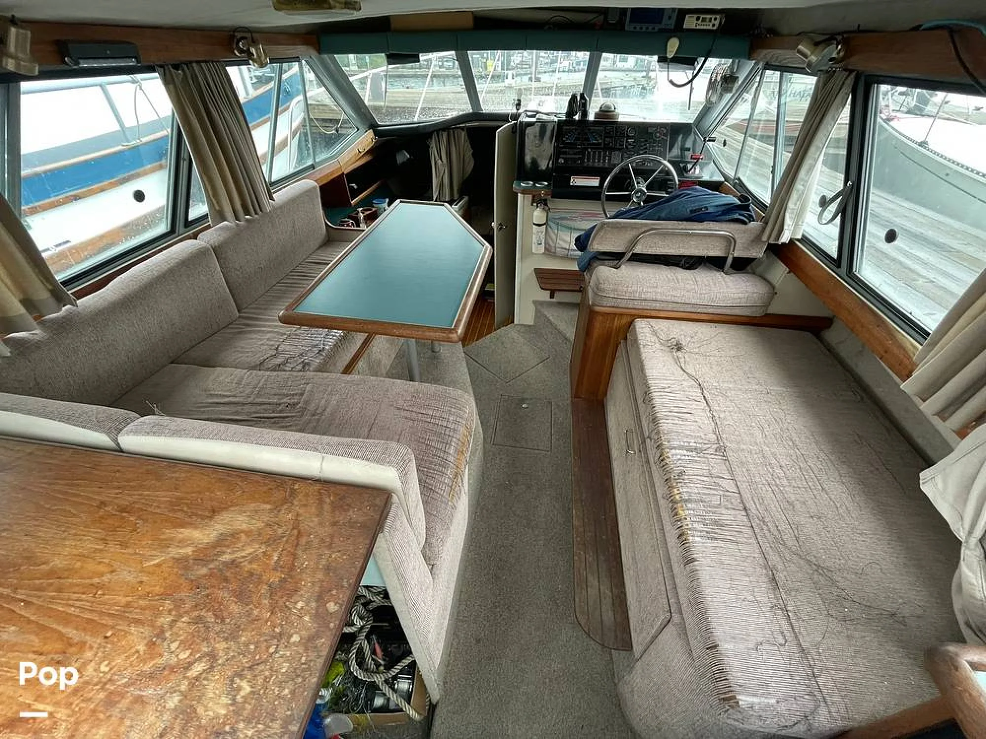 1989 Bayliner Ciera 2858 Command Bridge - Image 5