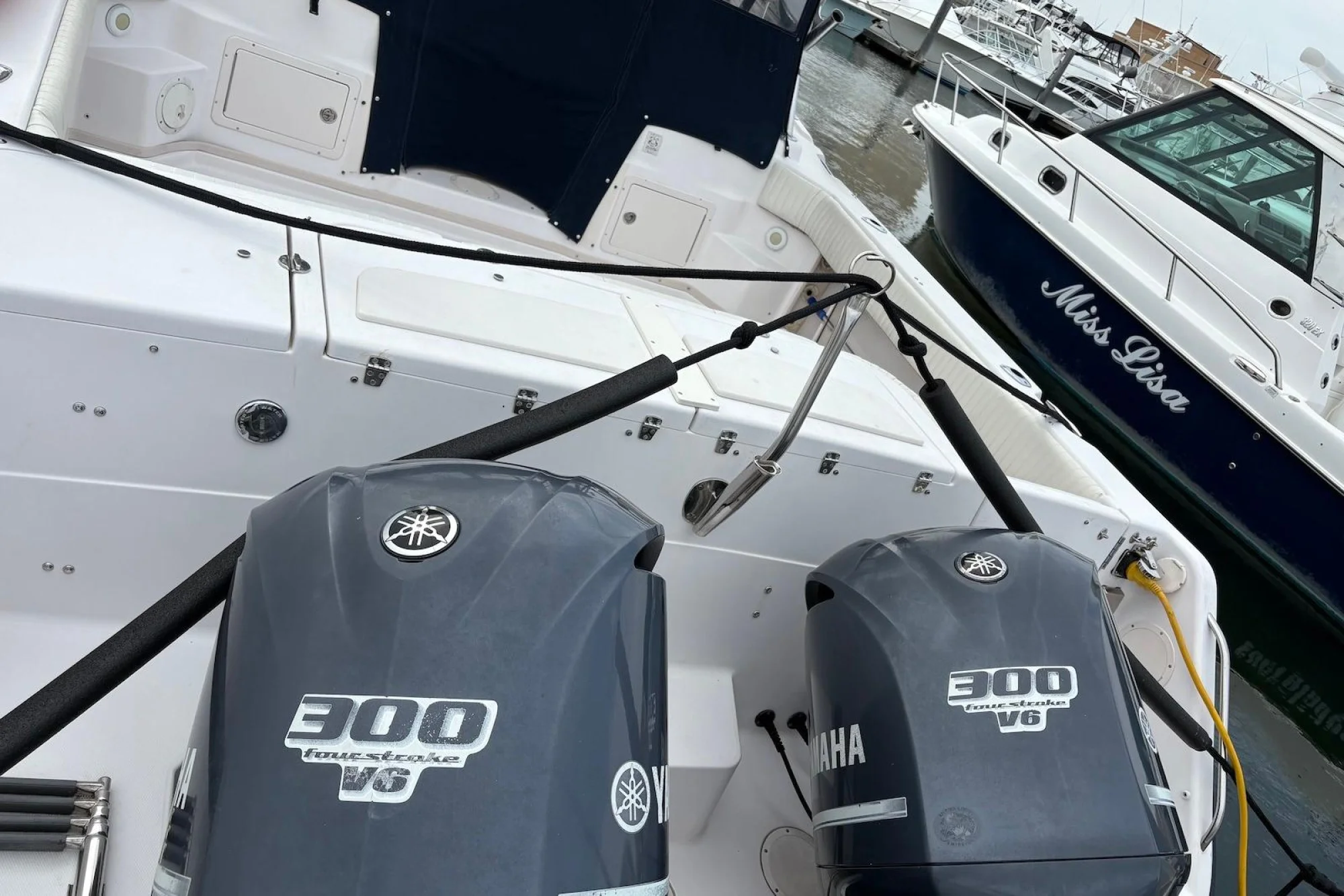 Grady-White Express 330 - Image 4