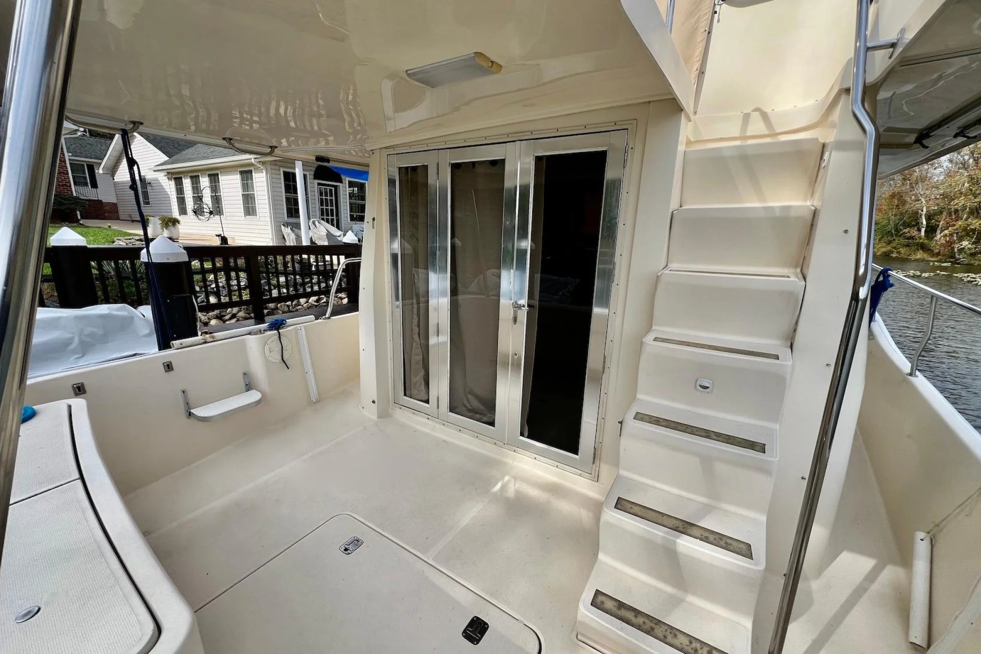 Mainship 400 Trawler - Image 4