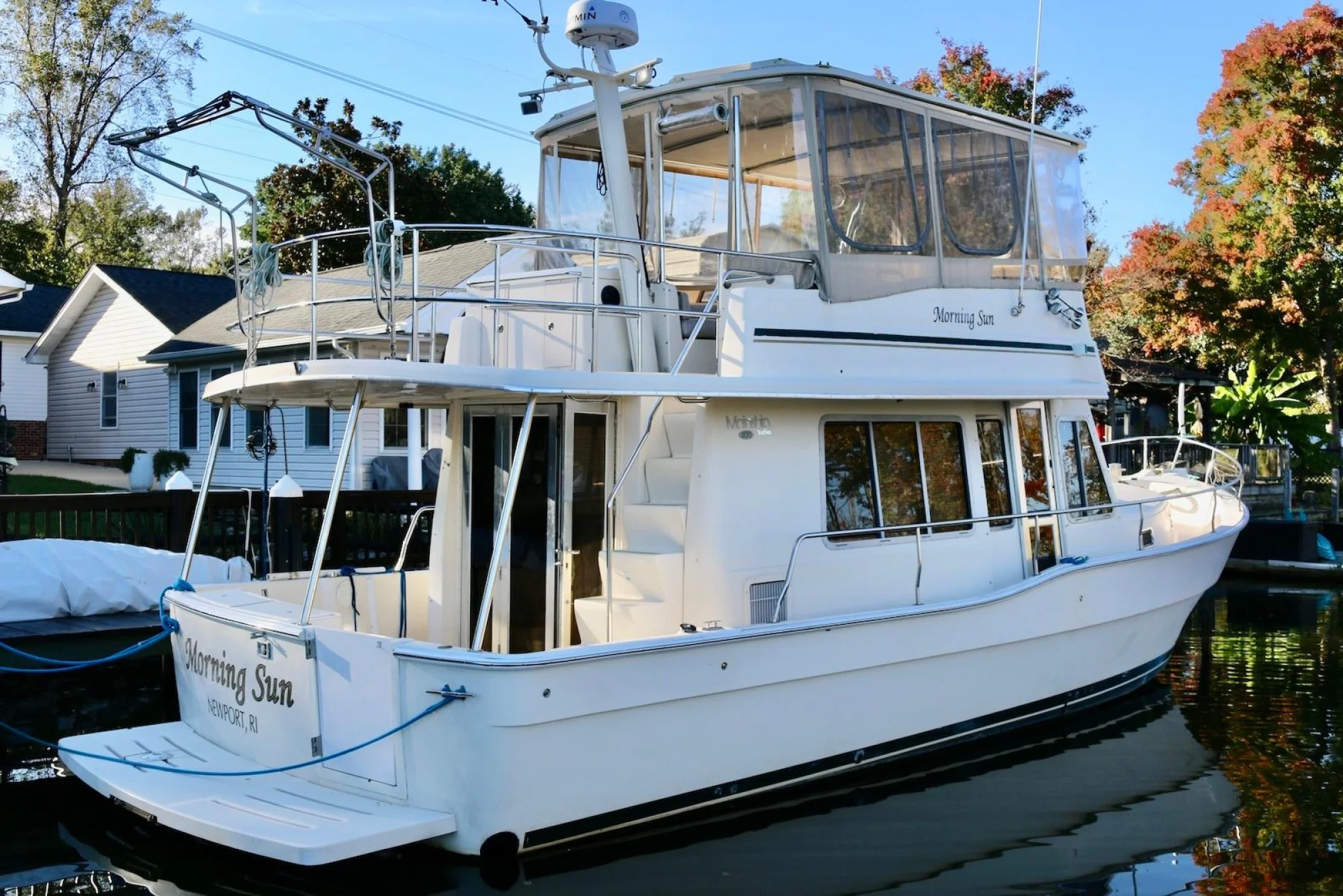 Mainship 400 Trawler - Image 2
