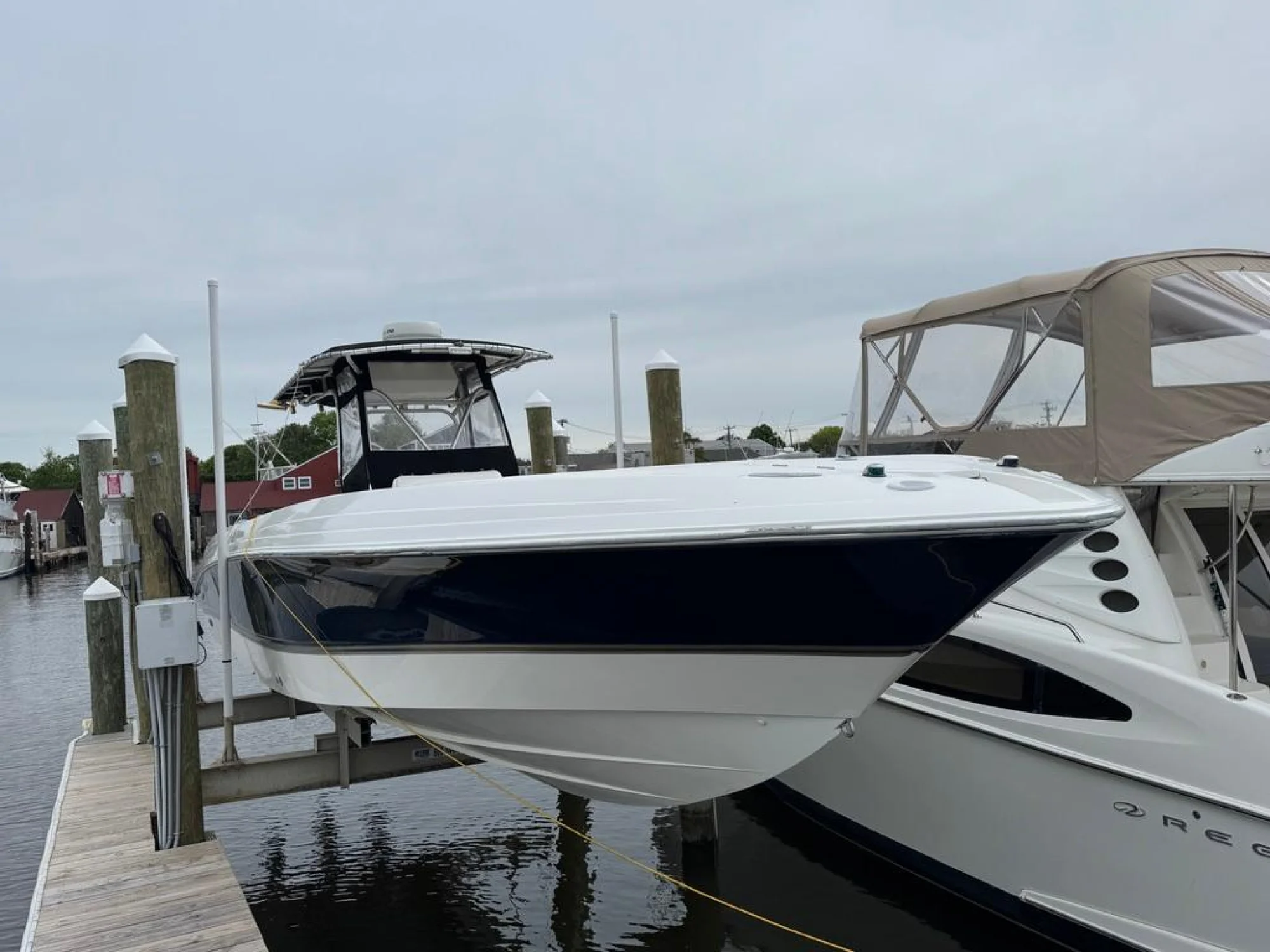 Wellcraft Scarab Fisherman CCF 35 - Image 2