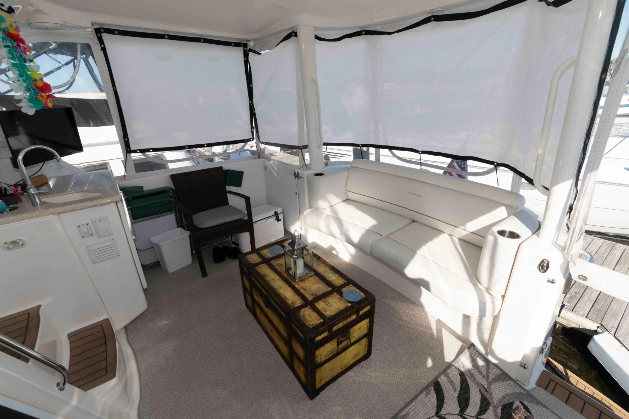 Silverton 39 Motor Yacht - Image 5