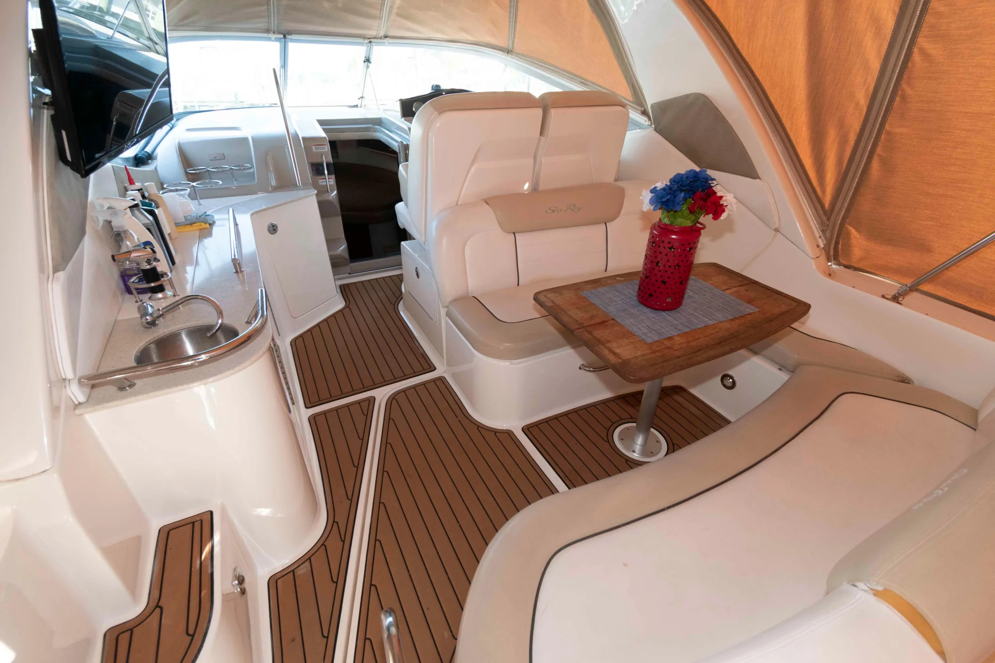 Sea Ray 310 Sundancer - Image 2
