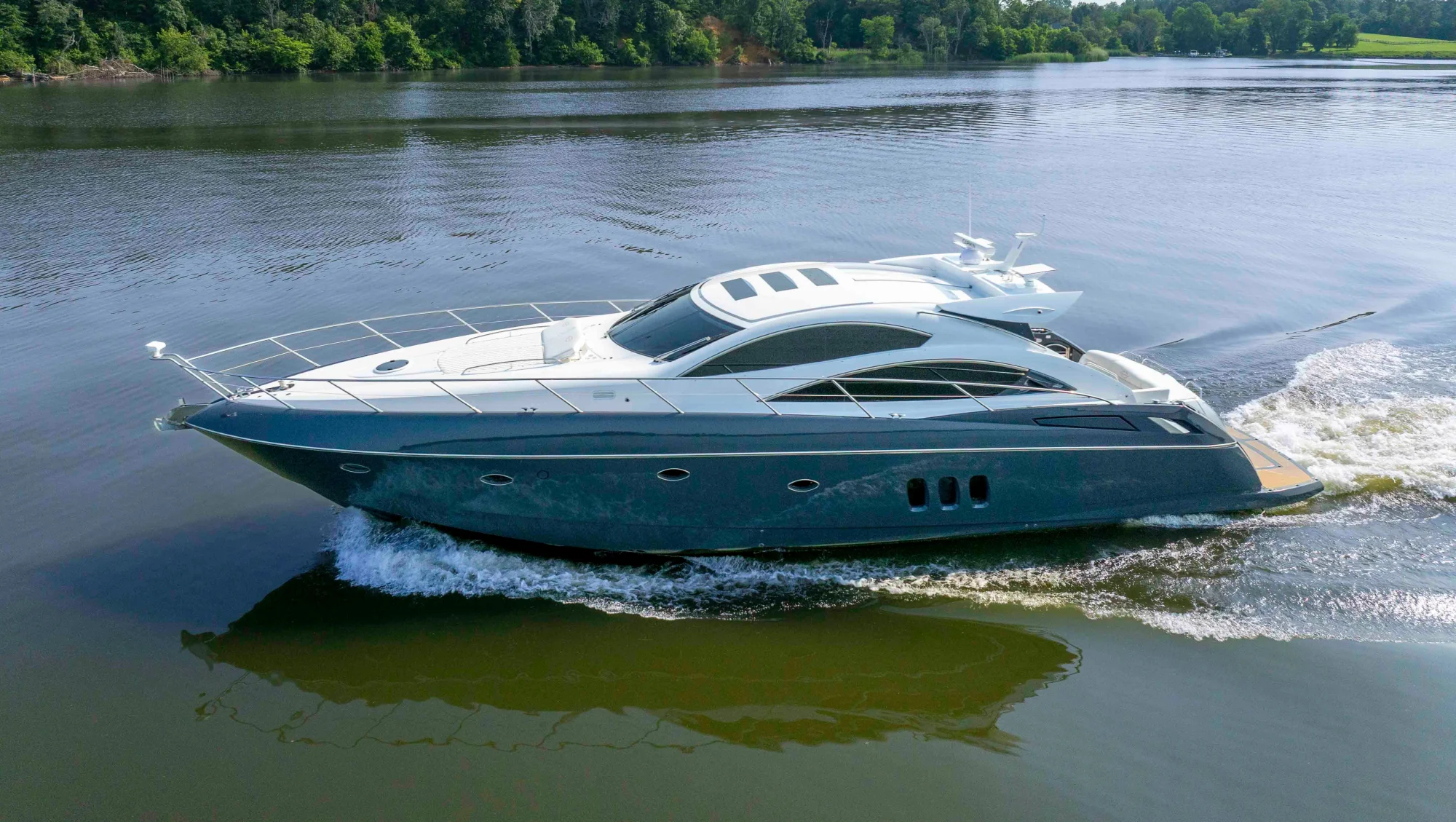 Sunseeker Predator 62 - Image 2