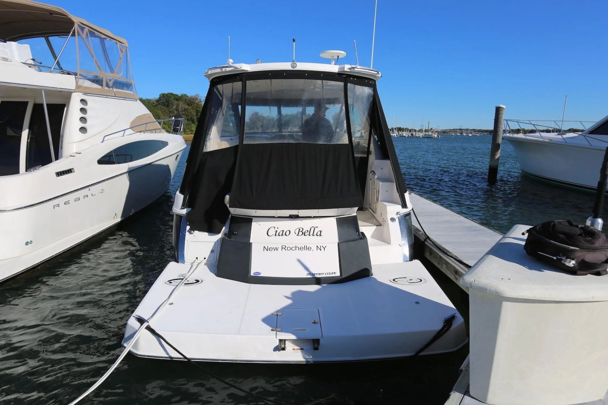 Regal 35 Sport Coupe - Image 4