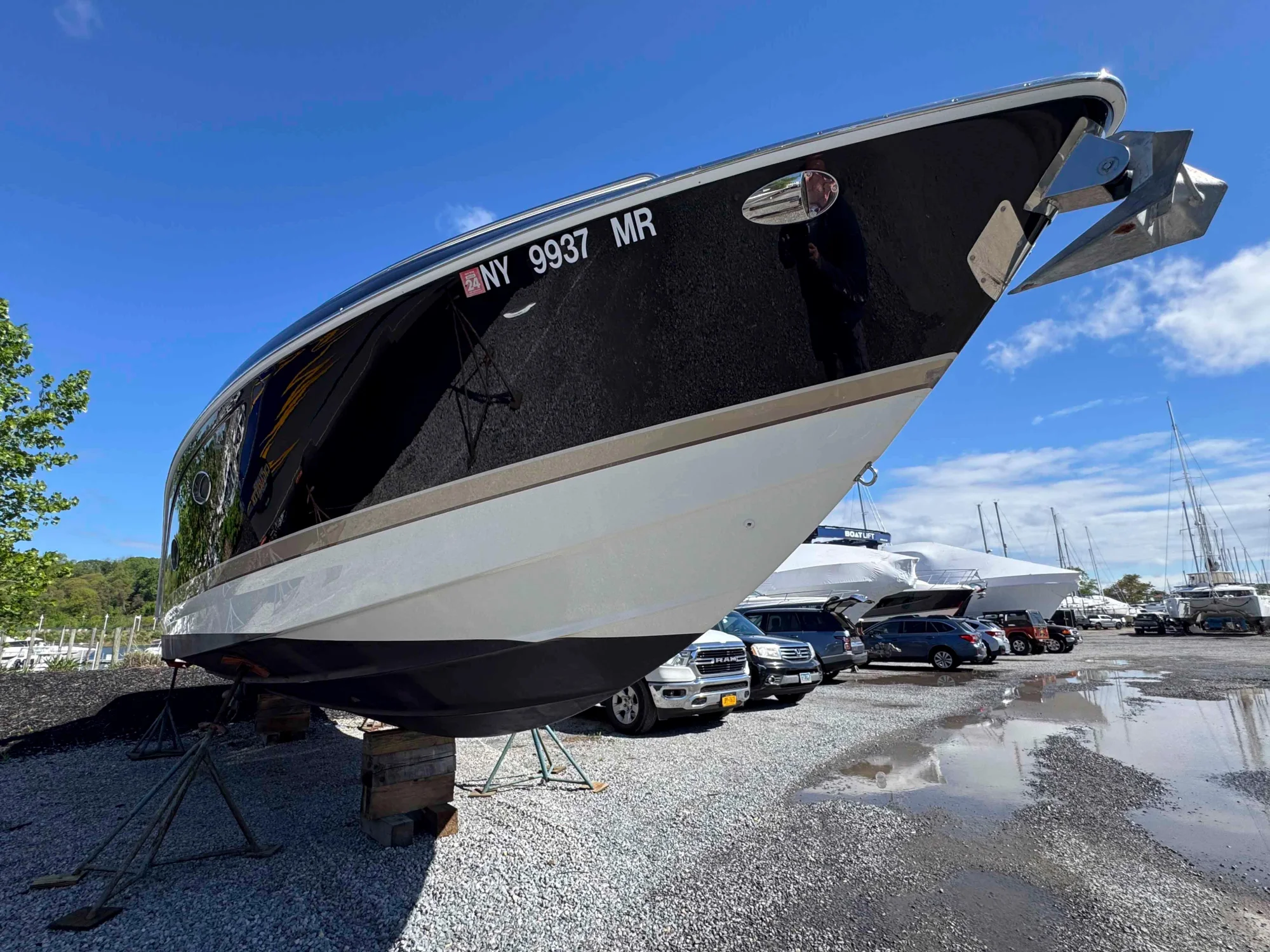 Formula 350 Crossover Bowrider - Image 5