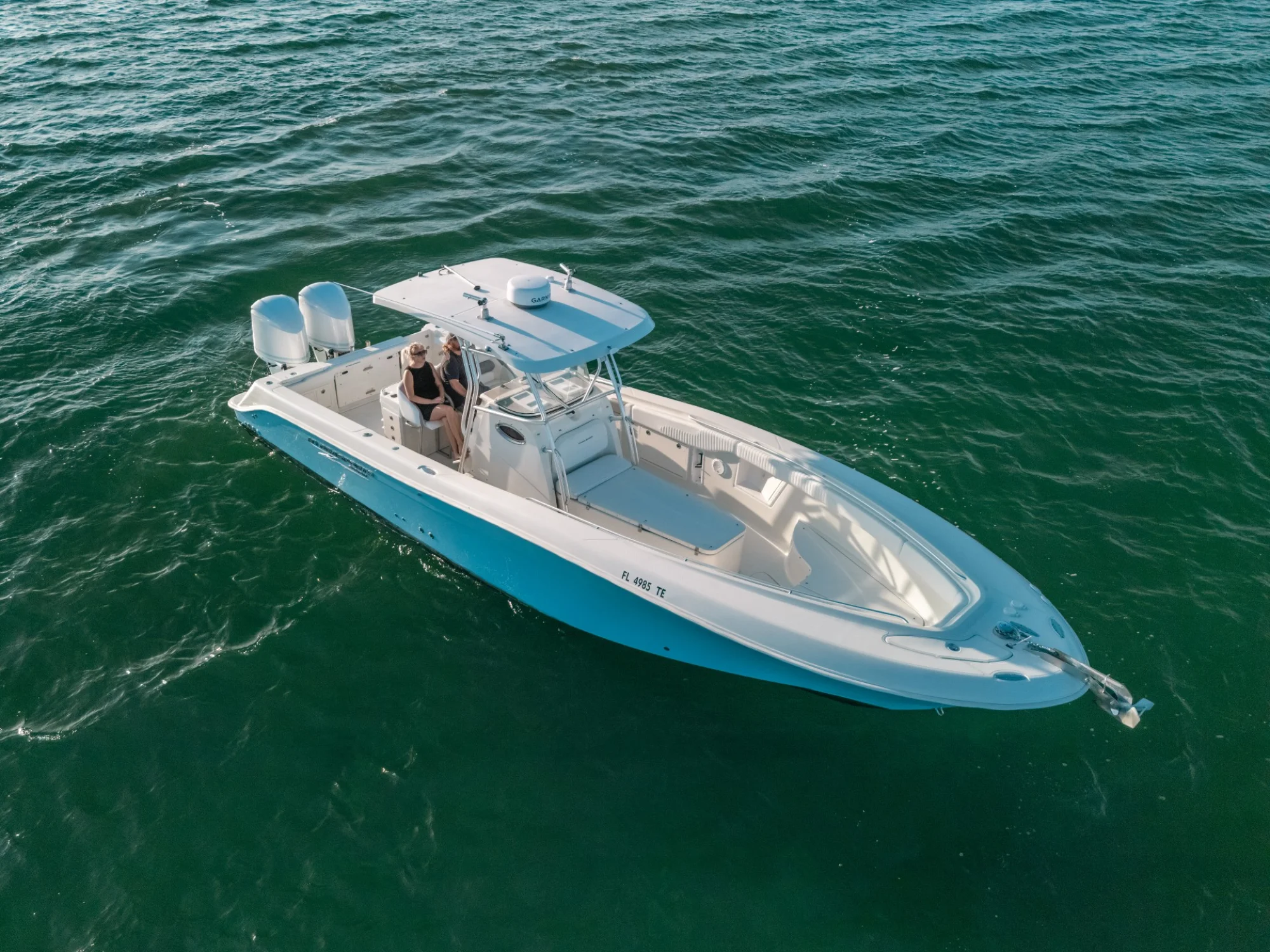 2005 Hydra-Sport Vector 3300 - Image 2